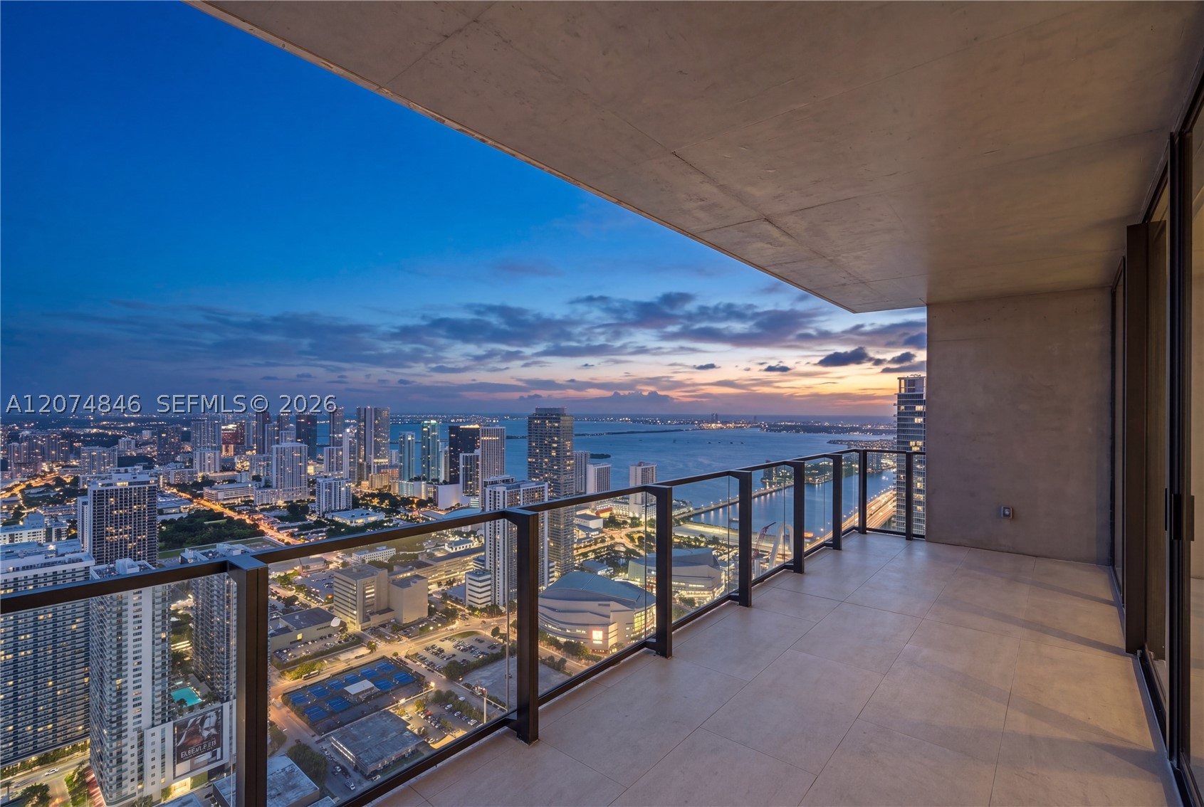 image E11EVEN Hotel & Residences0