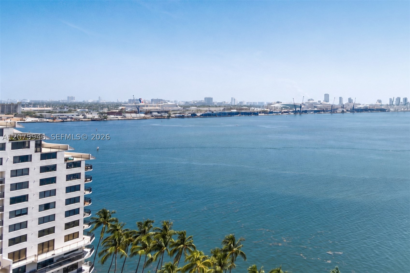 520 Brickell Key Dr #A1902