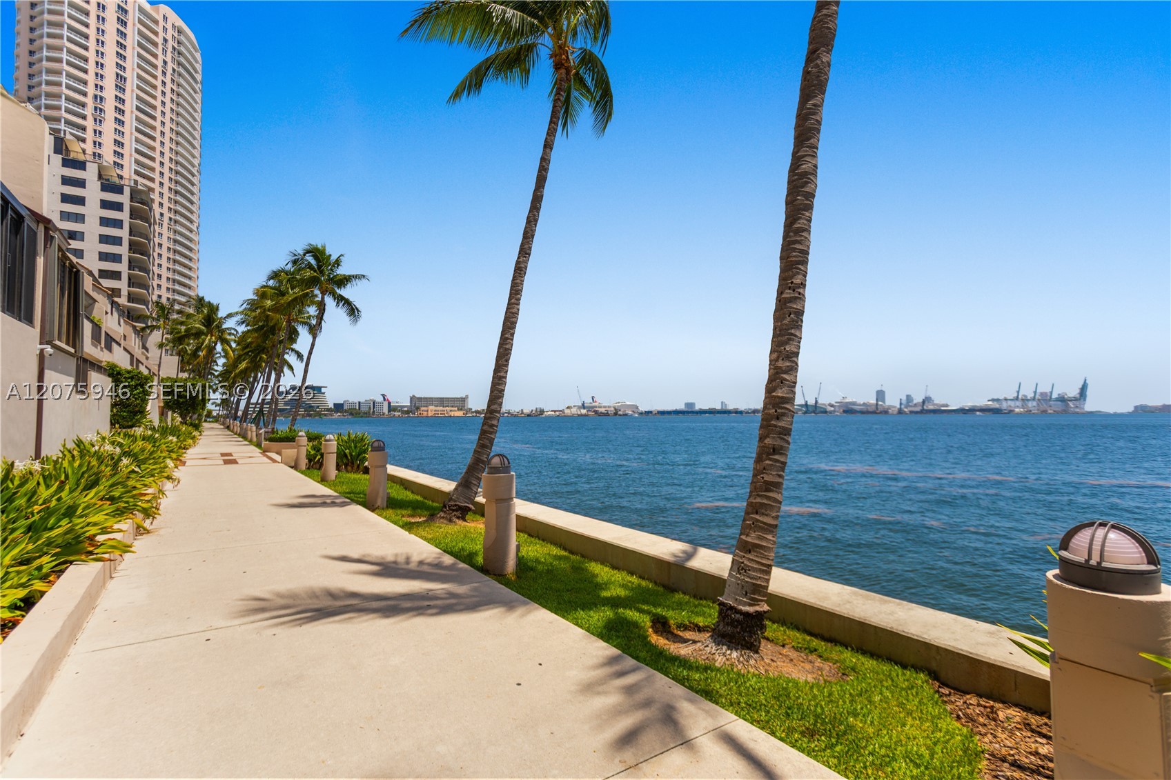 image Brickell Key One22