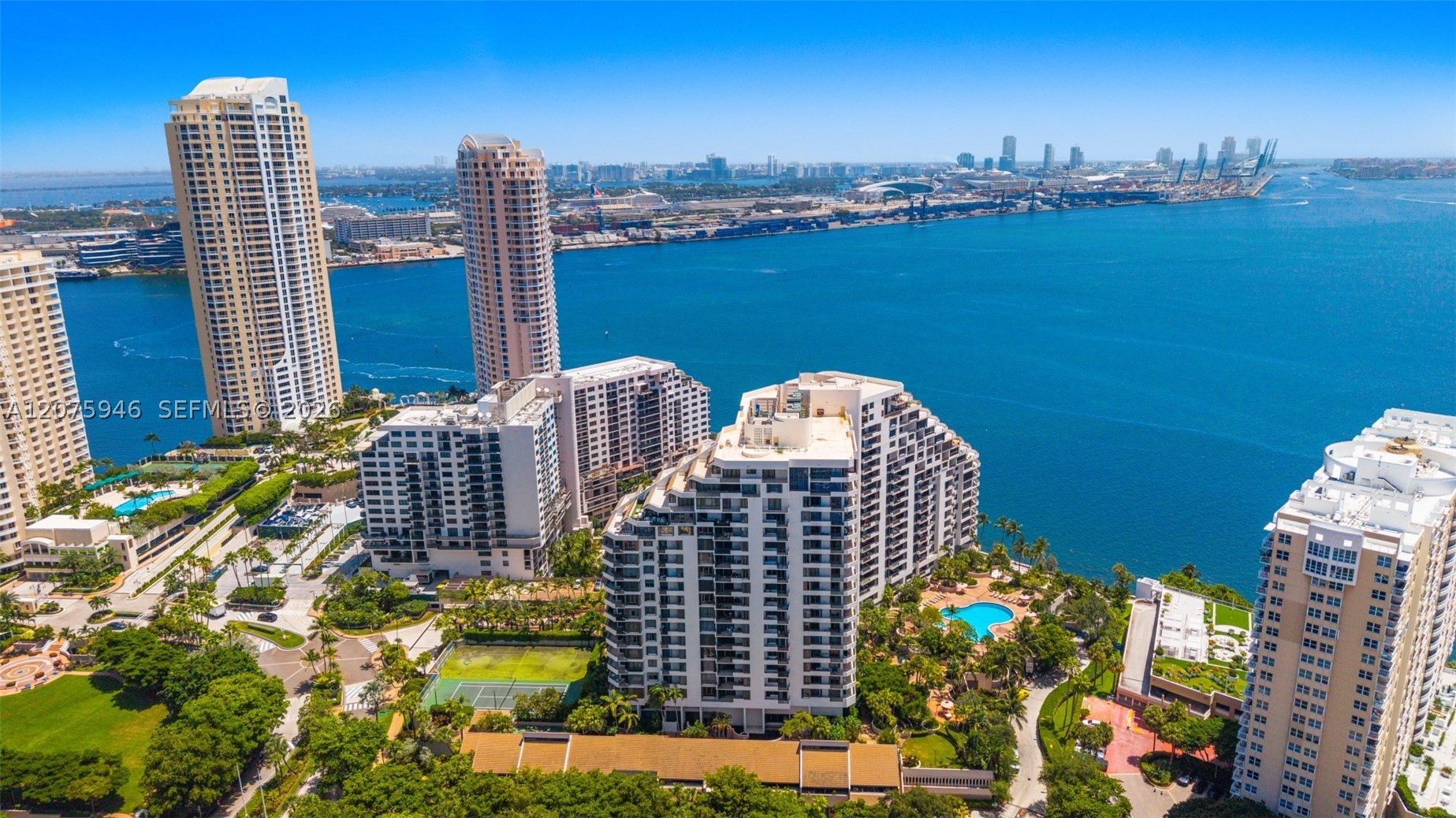 image Brickell Key One32