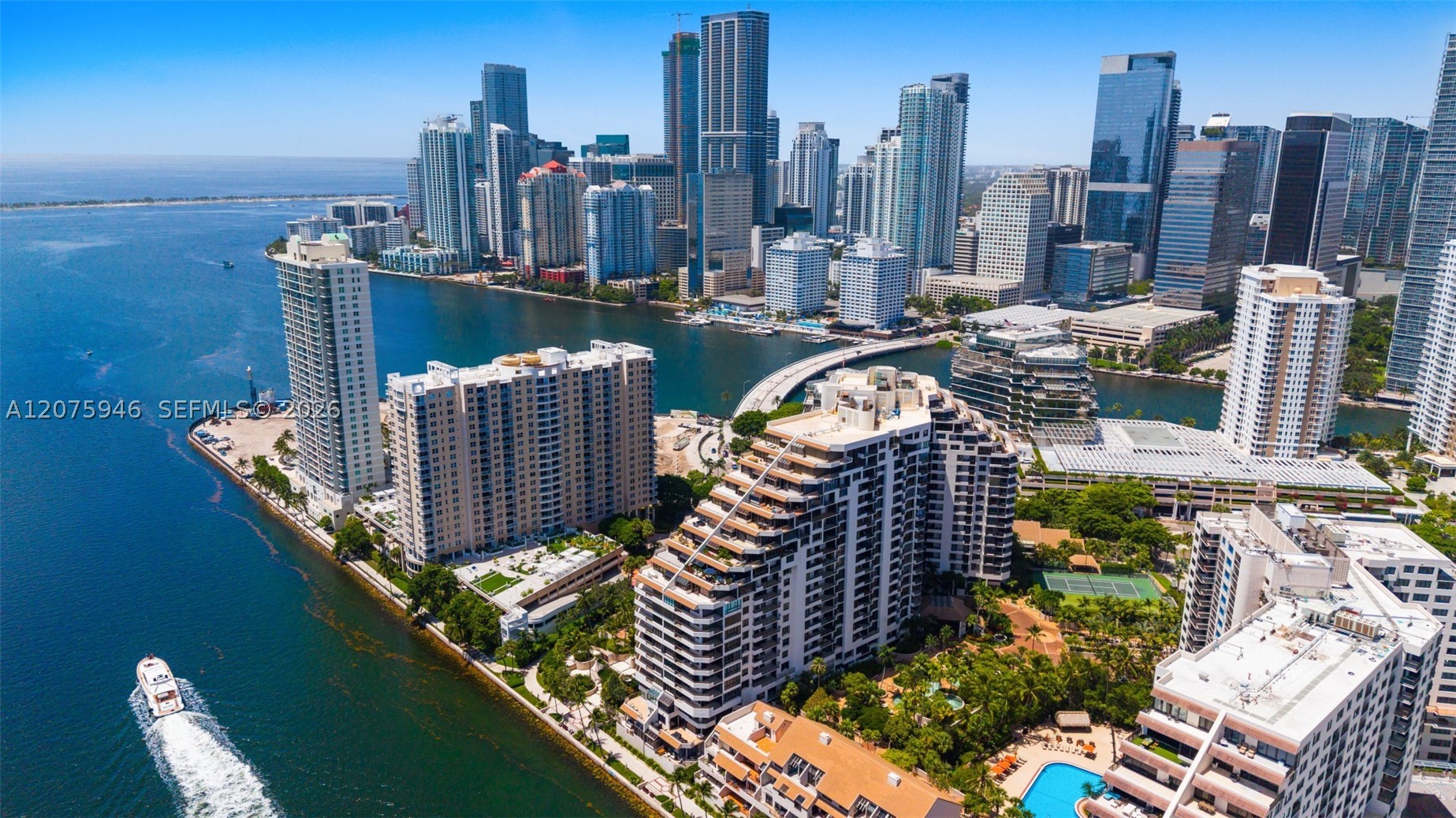 image Brickell Key One33