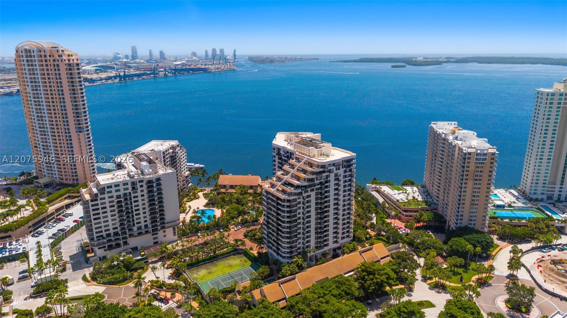 image Brickell Key One39