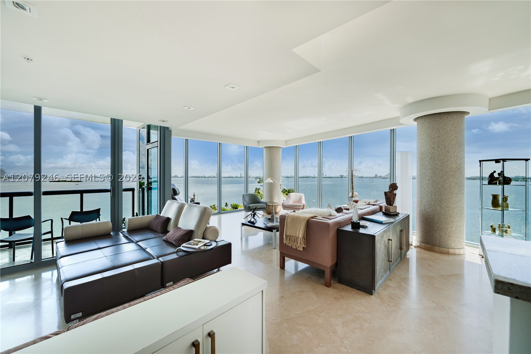 image Blue on the Bay10