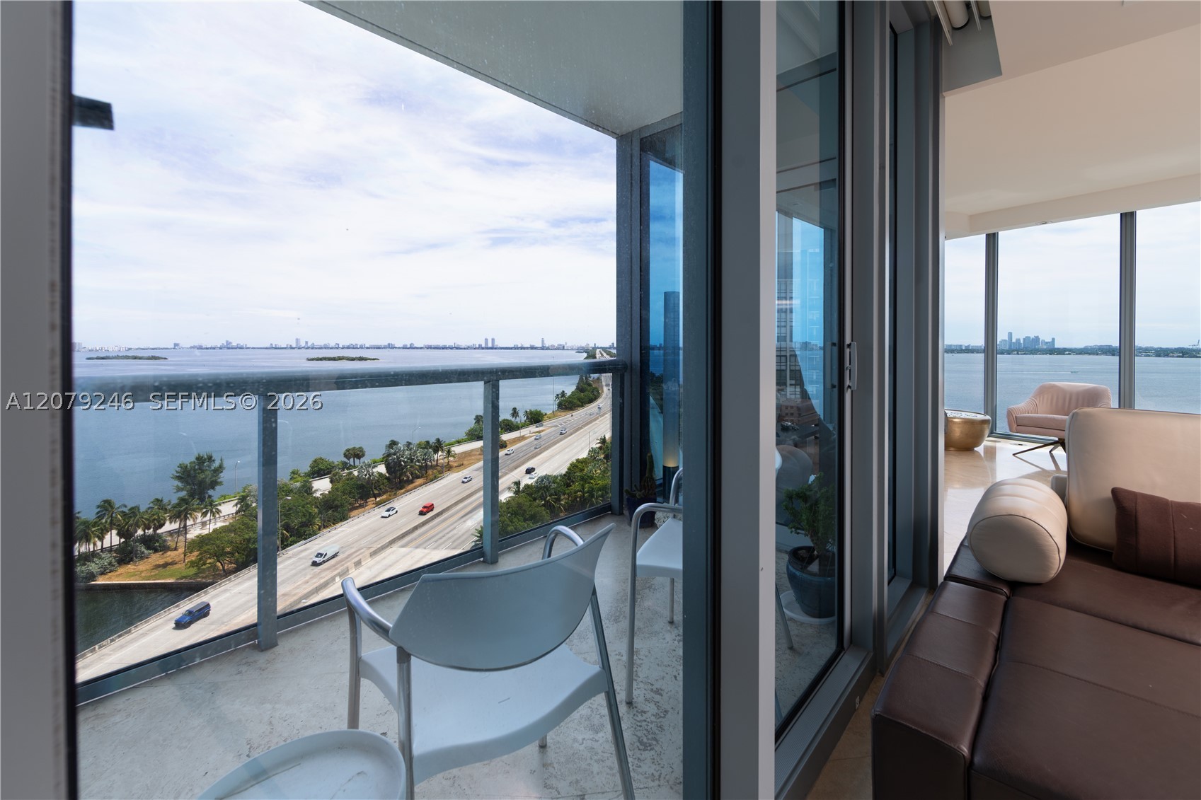 image Blue on the Bay8