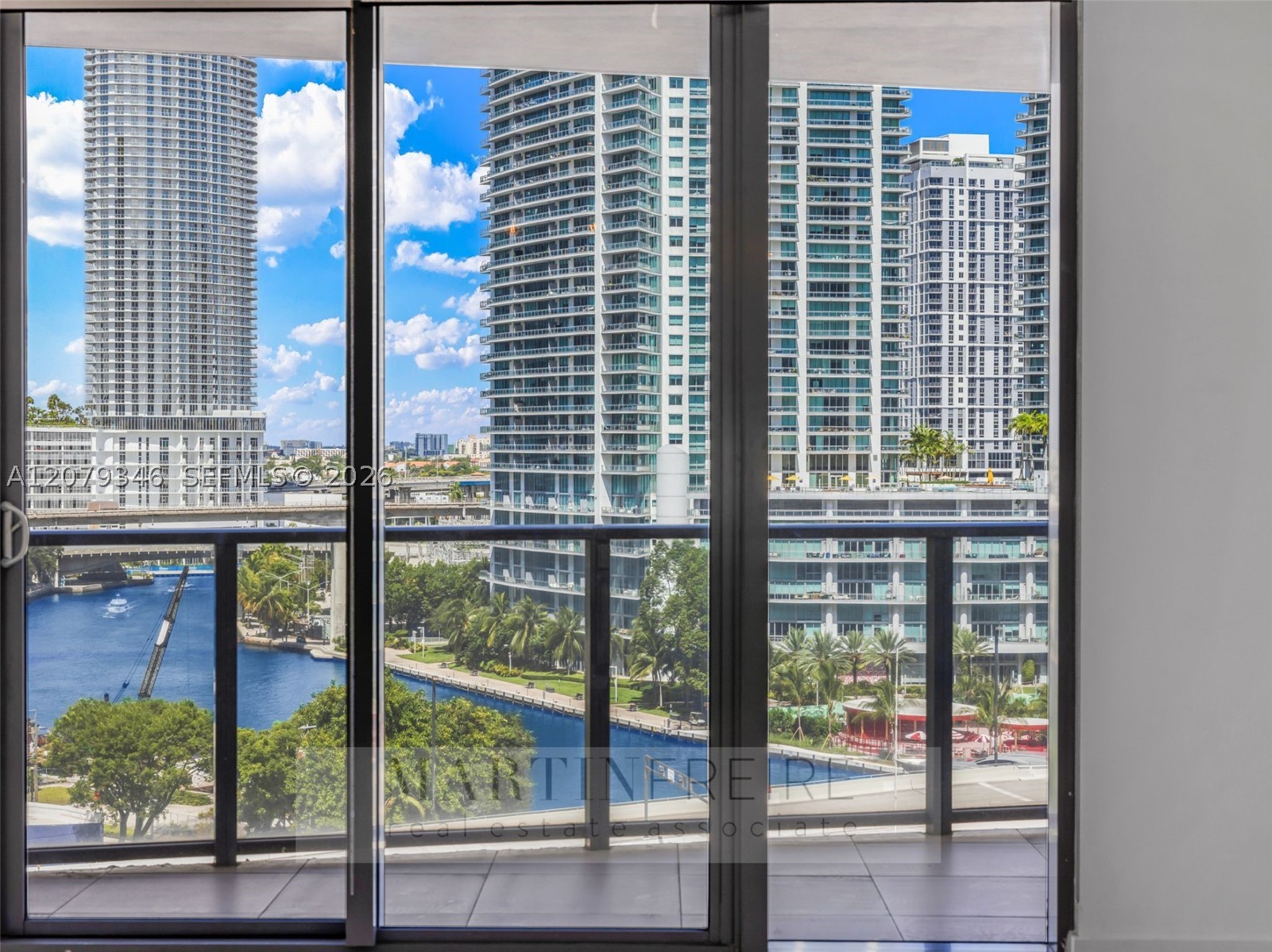 image MyBrickell18