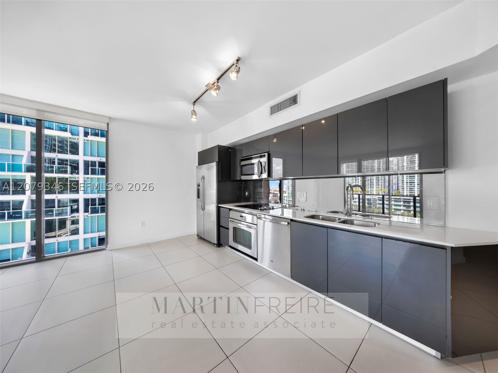 image MyBrickell26
