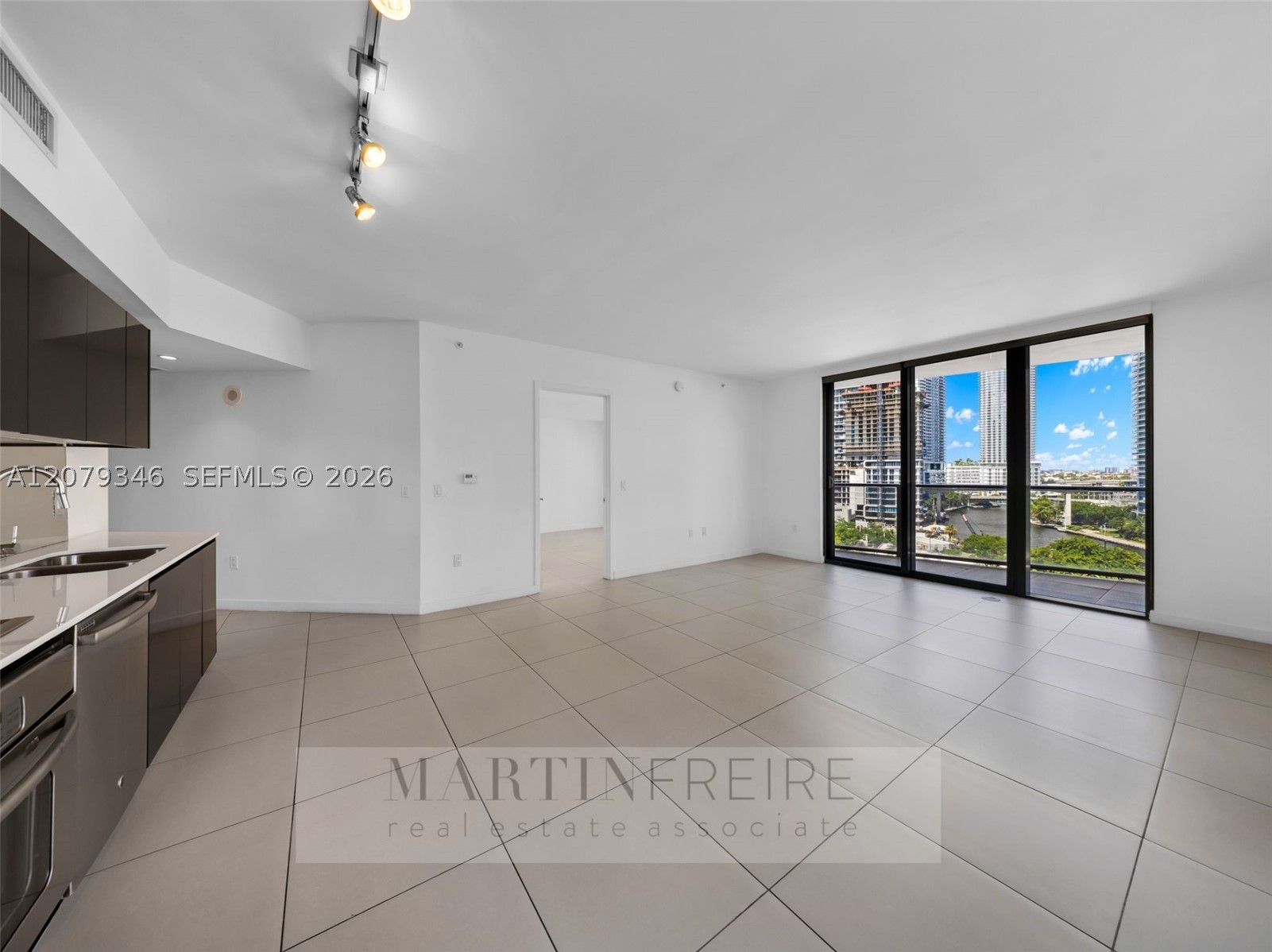 image MyBrickell5