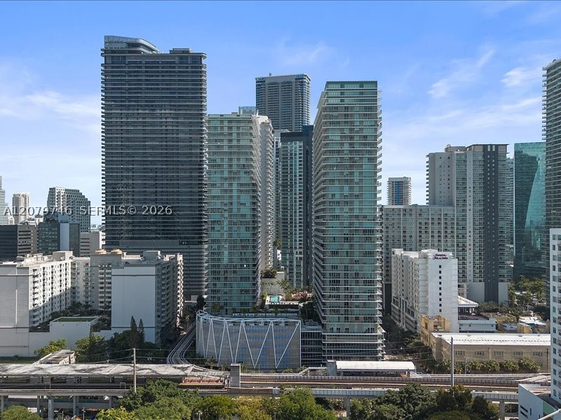image Axis on Brickell North16