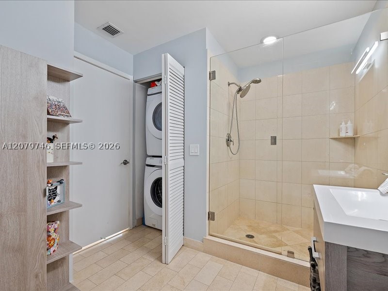 image Axis on Brickell North21