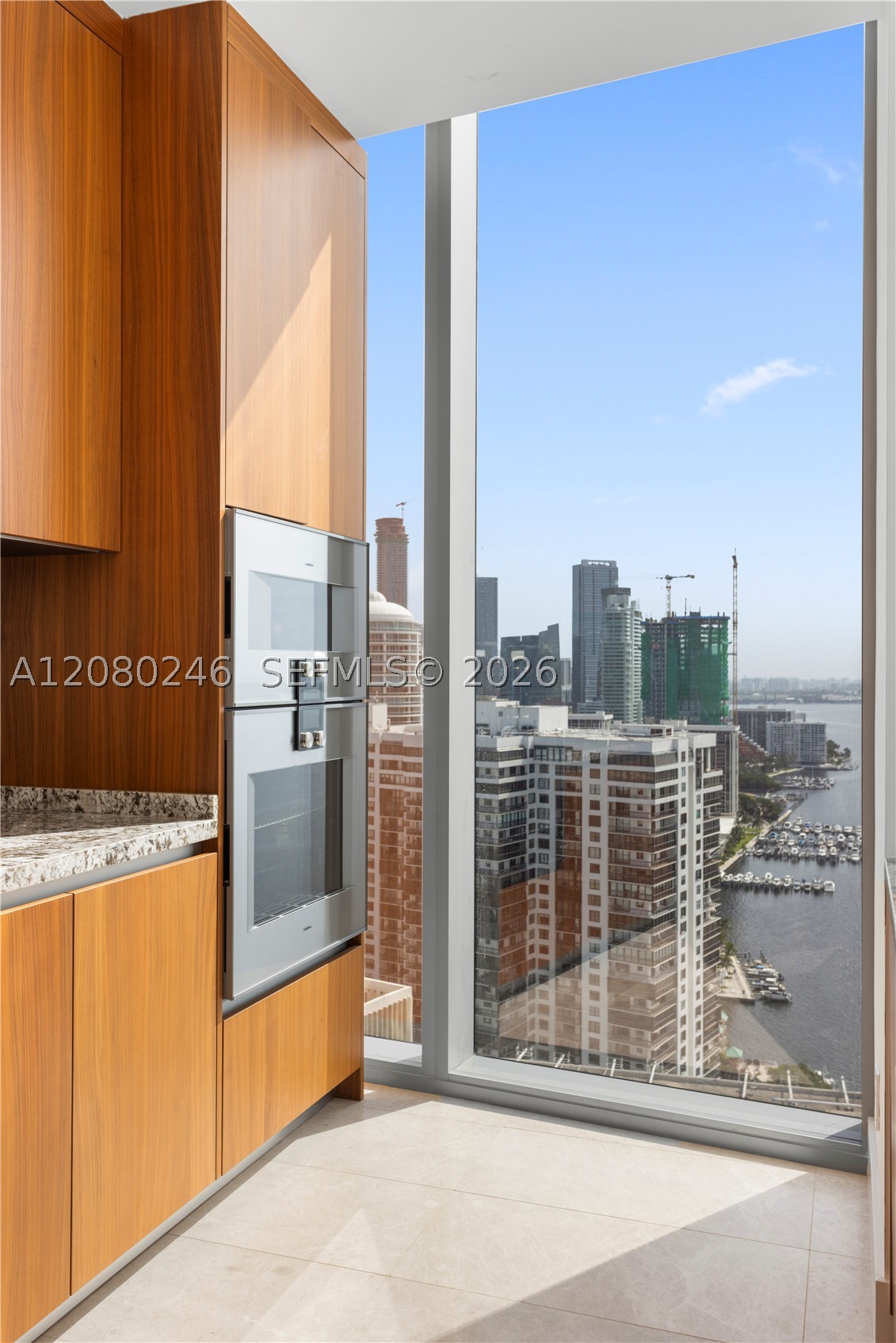 image Una Residences9