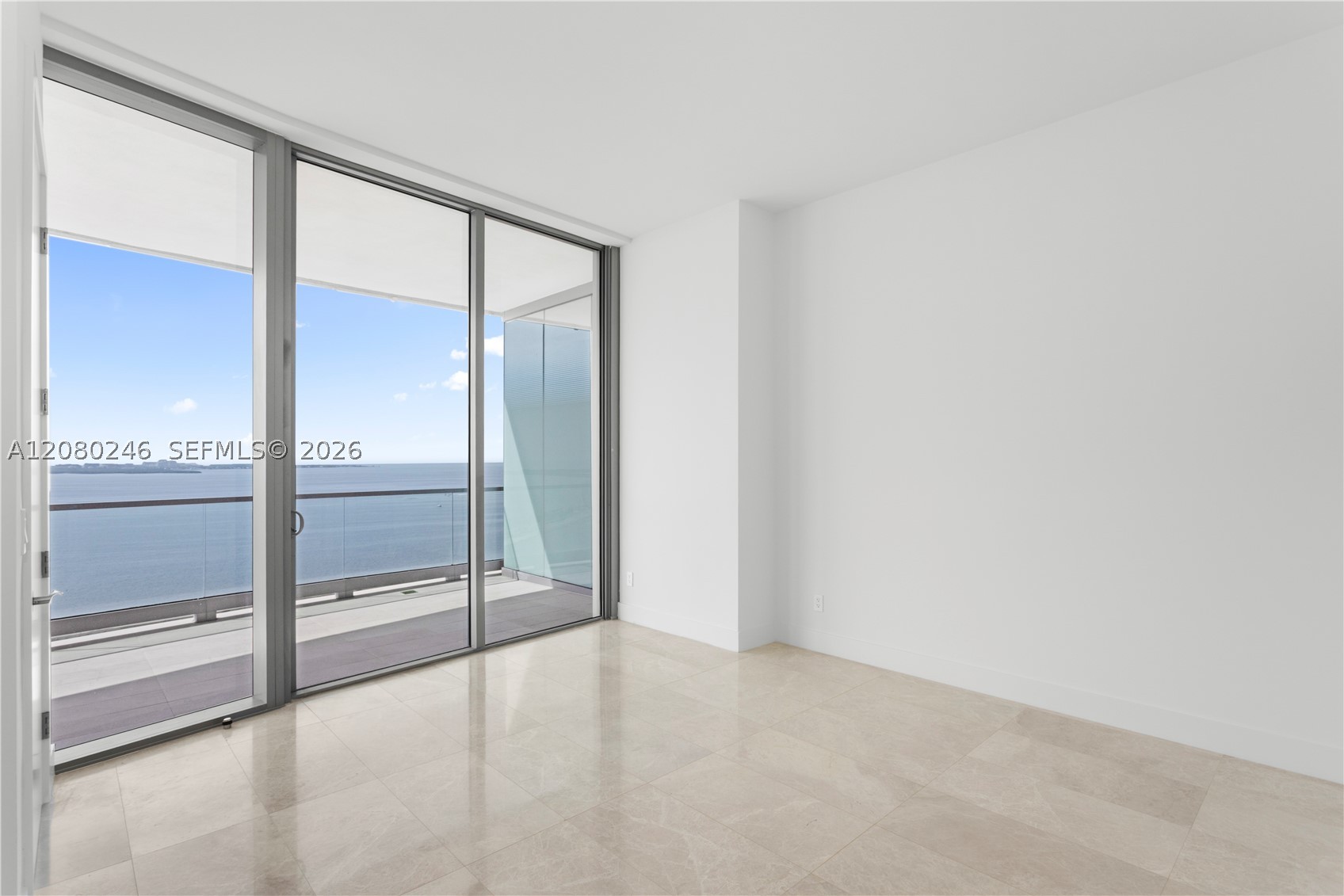 image Una Residences18