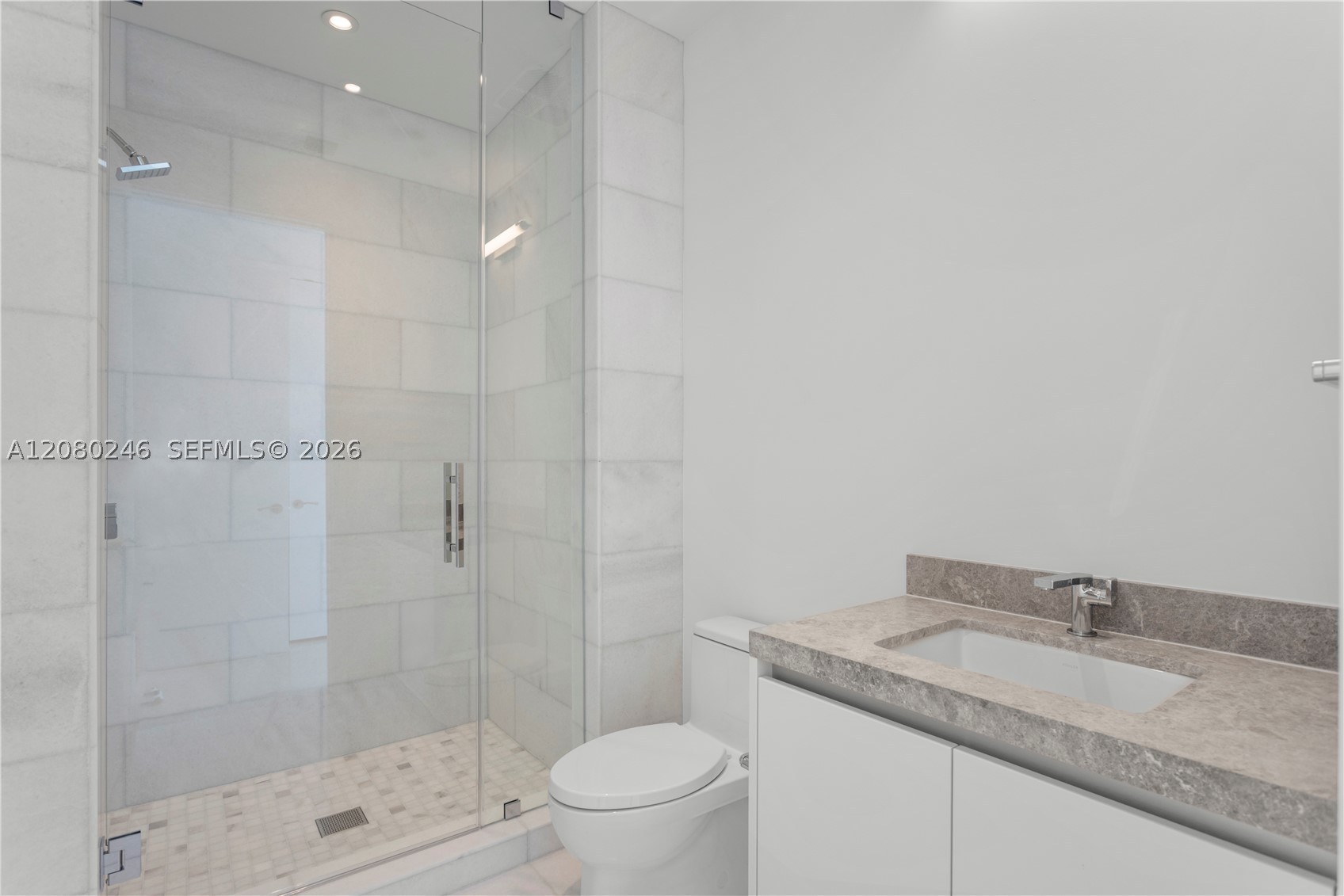image Una Residences28
