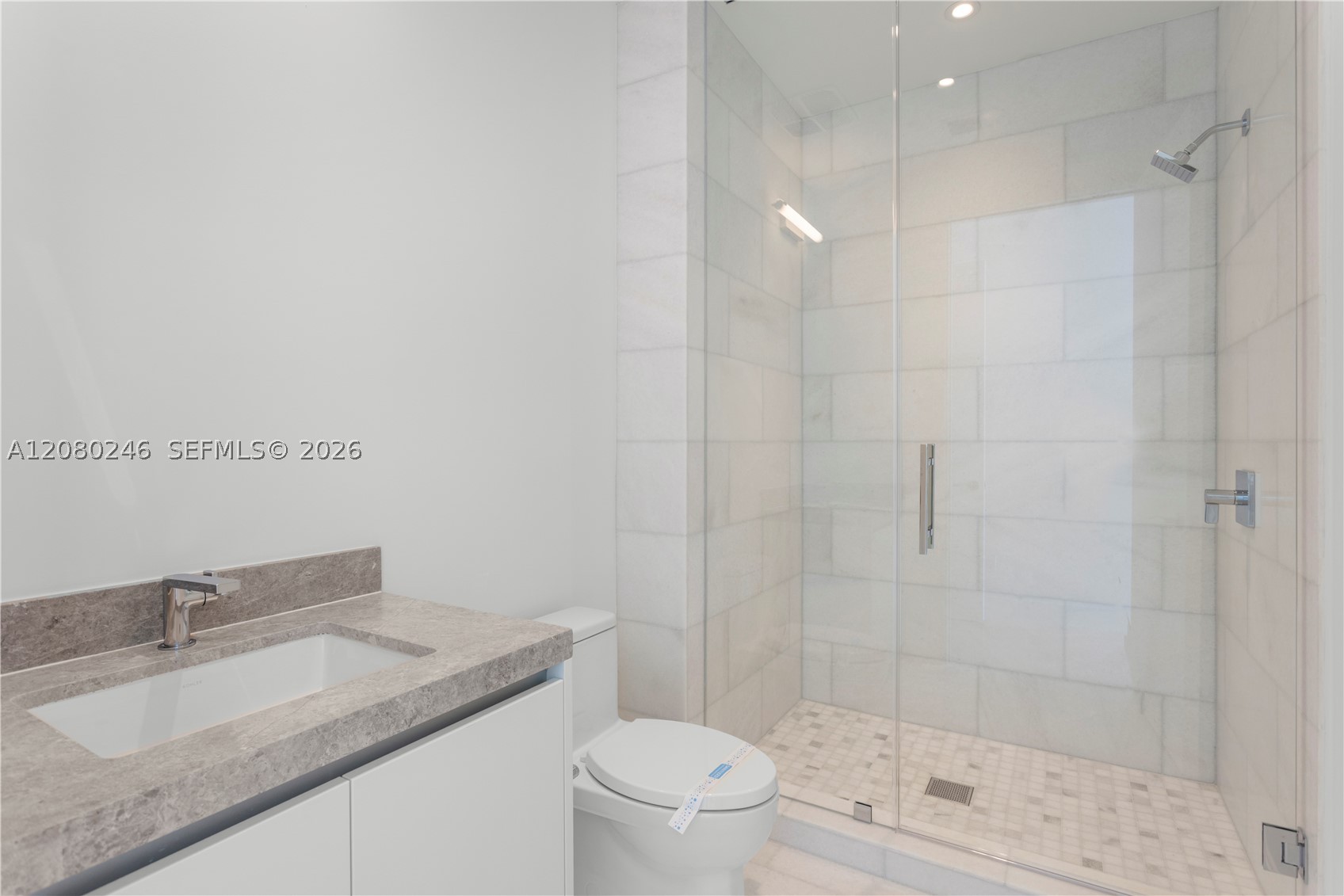 image Una Residences31