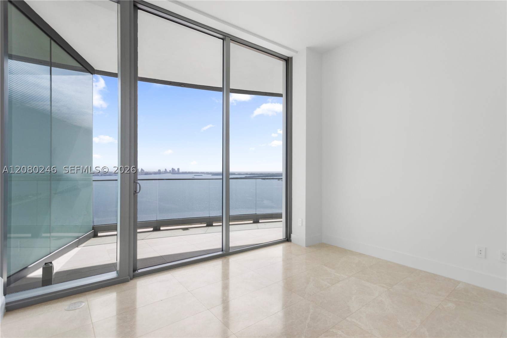 image Una Residences33