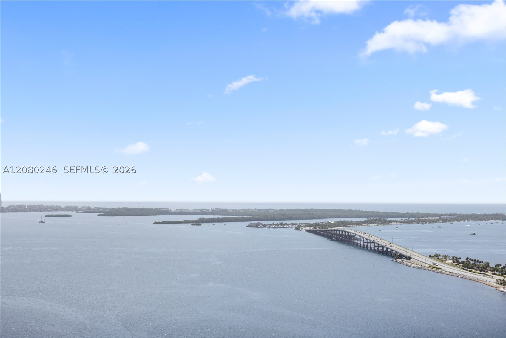 image Una Residences47