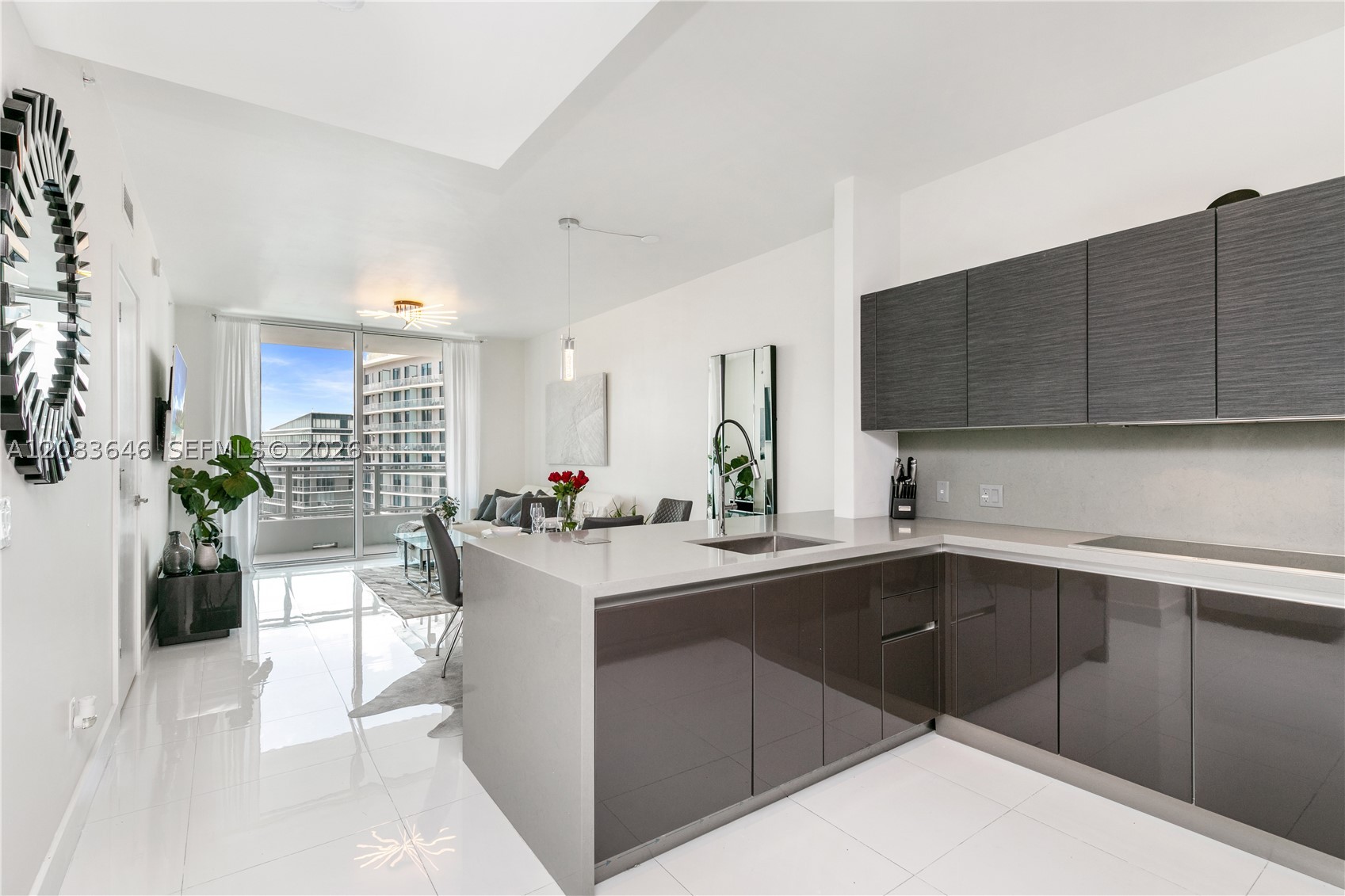 image The Bond on Brickell9