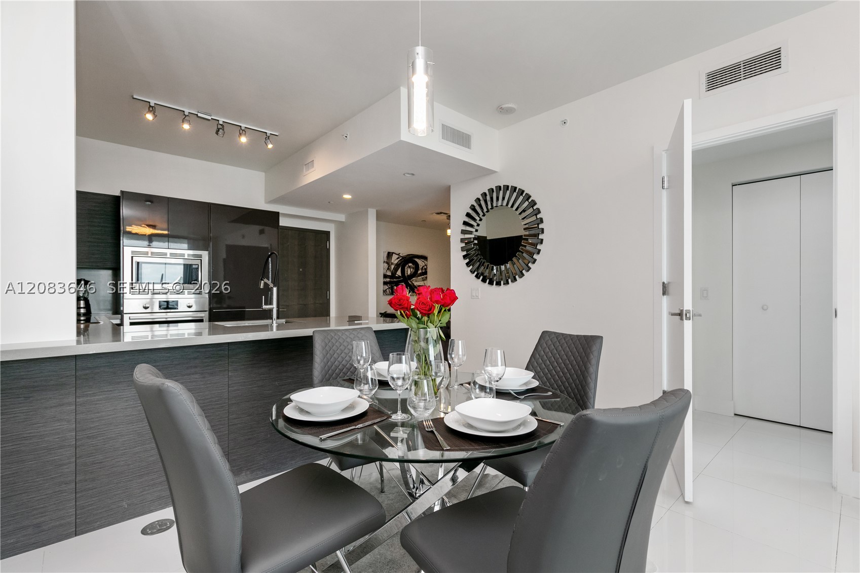 image The Bond on Brickell17