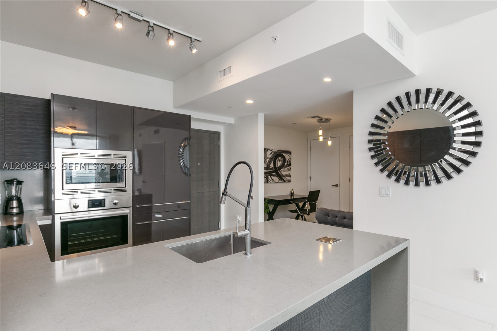 image The Bond on Brickell18