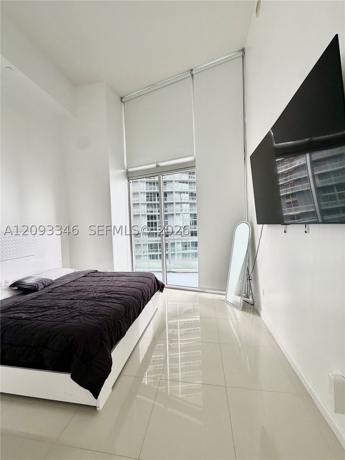 image Icon Brickell II6