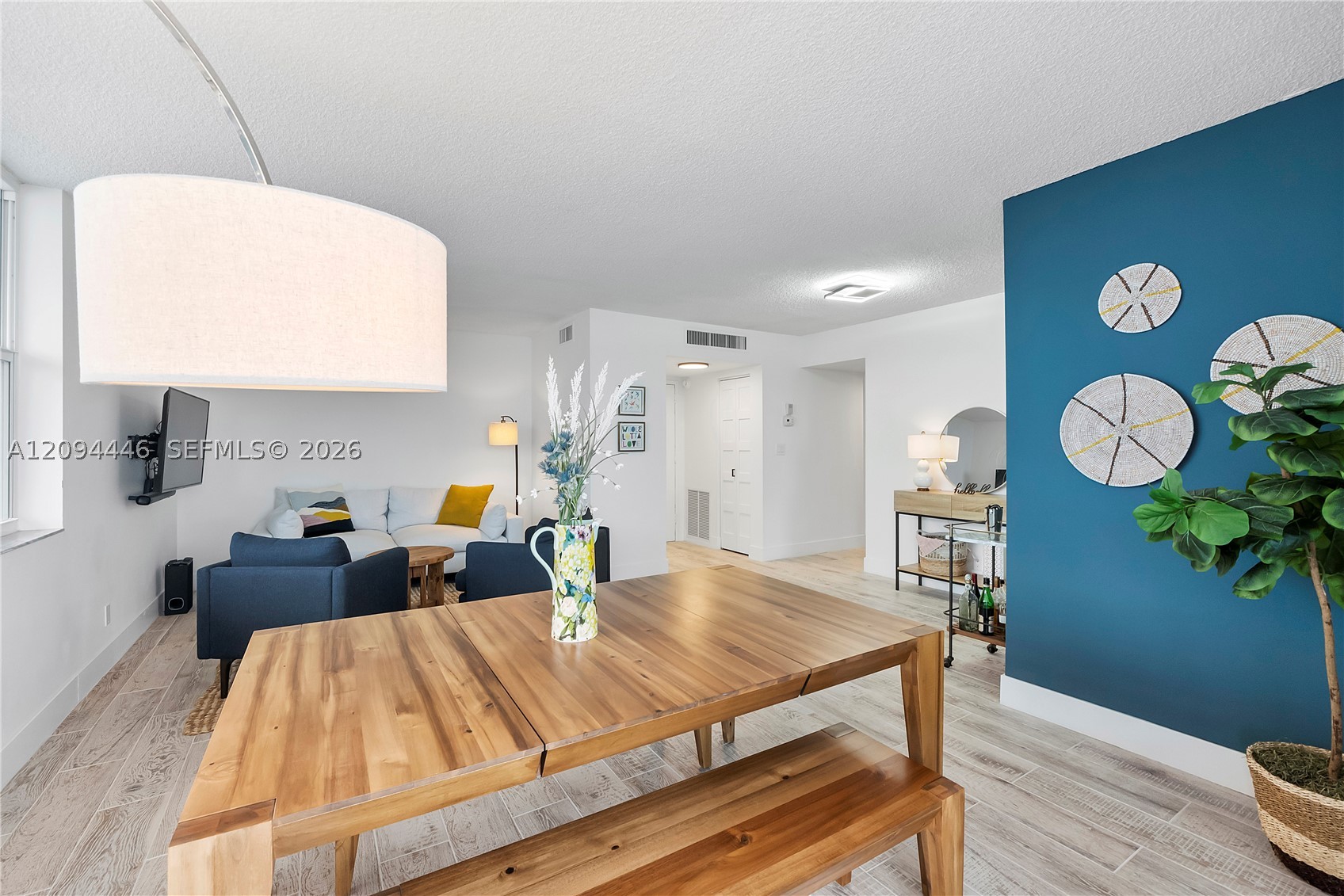 2639 N Riverside Dr #806 Pompano Beach, FL 33062