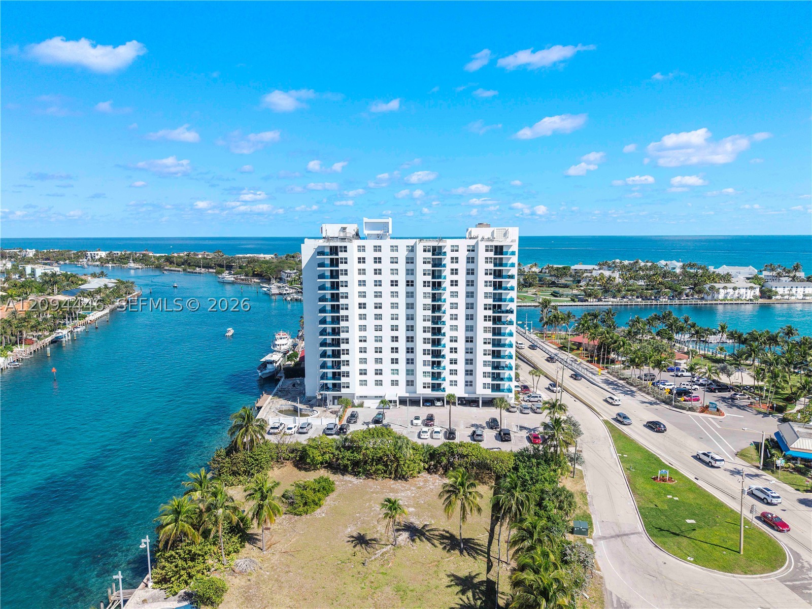2639 N Riverside Dr #806 Pompano Beach, FL 33062