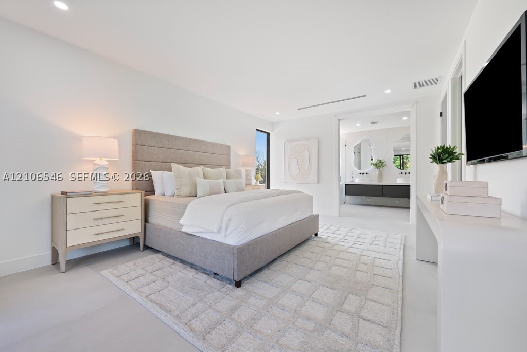 6335 SW 34th St Miami, FL 33155