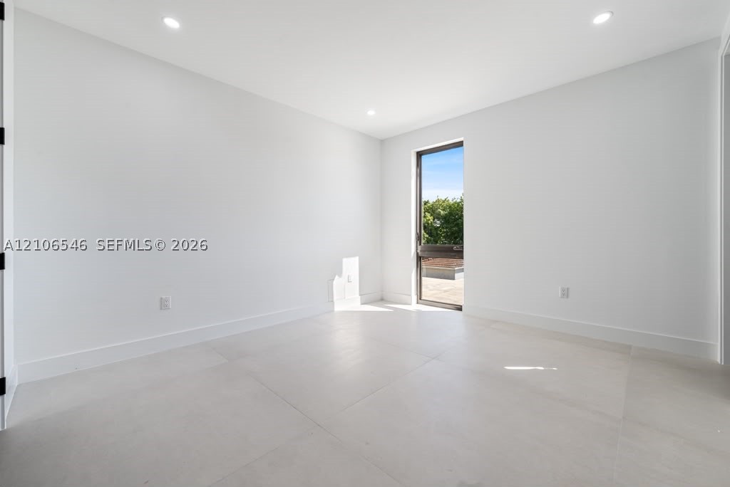 6335 SW 34th St Miami, FL 33155