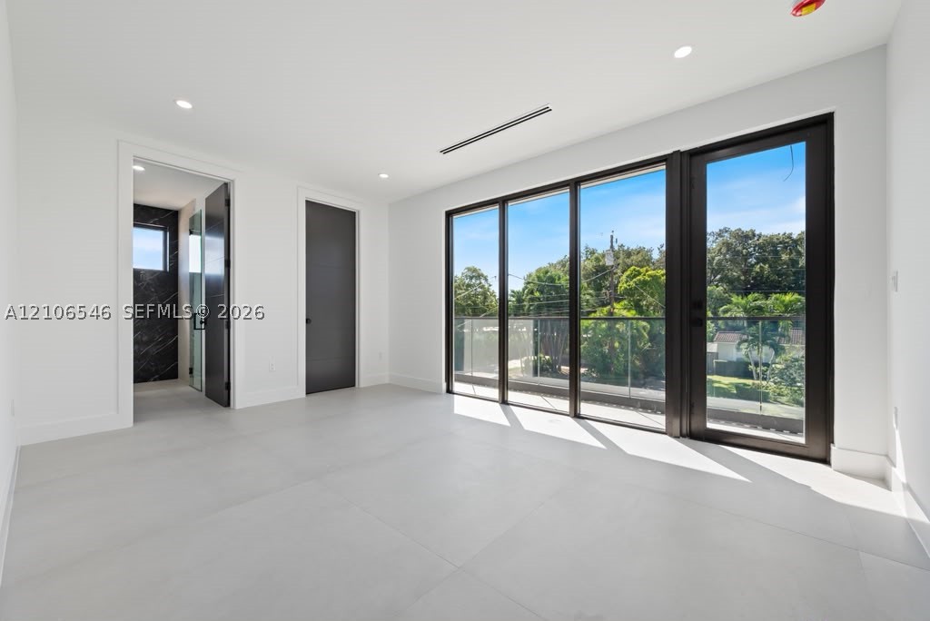 6335 SW 34th St Miami, FL 33155