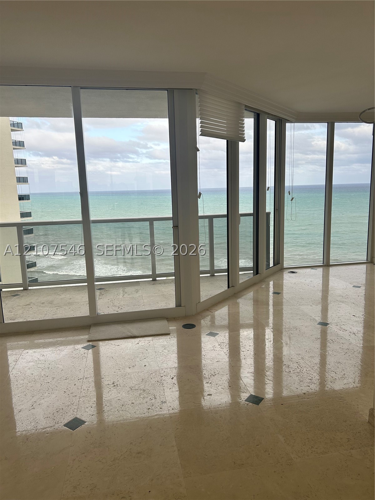 image Ocean One8