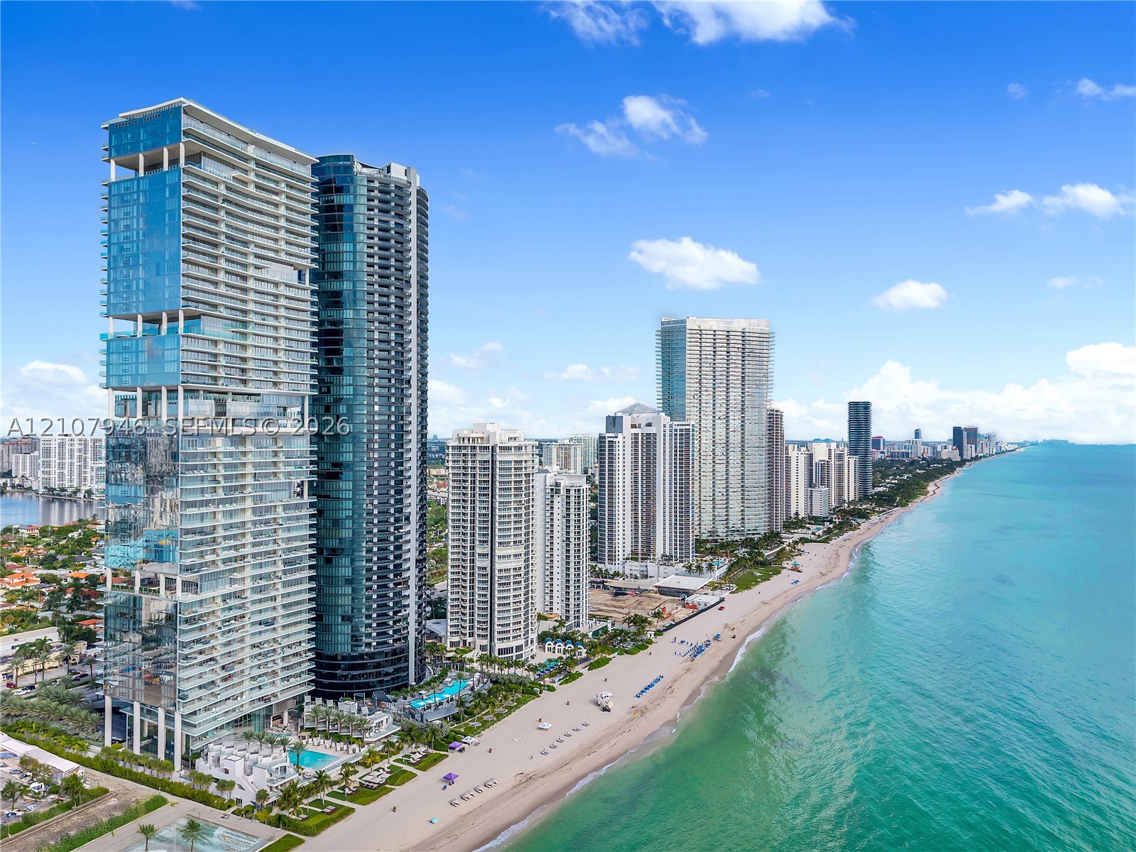 18501 Collins Ave #1501 Sunny Isles Beach, FL 33160