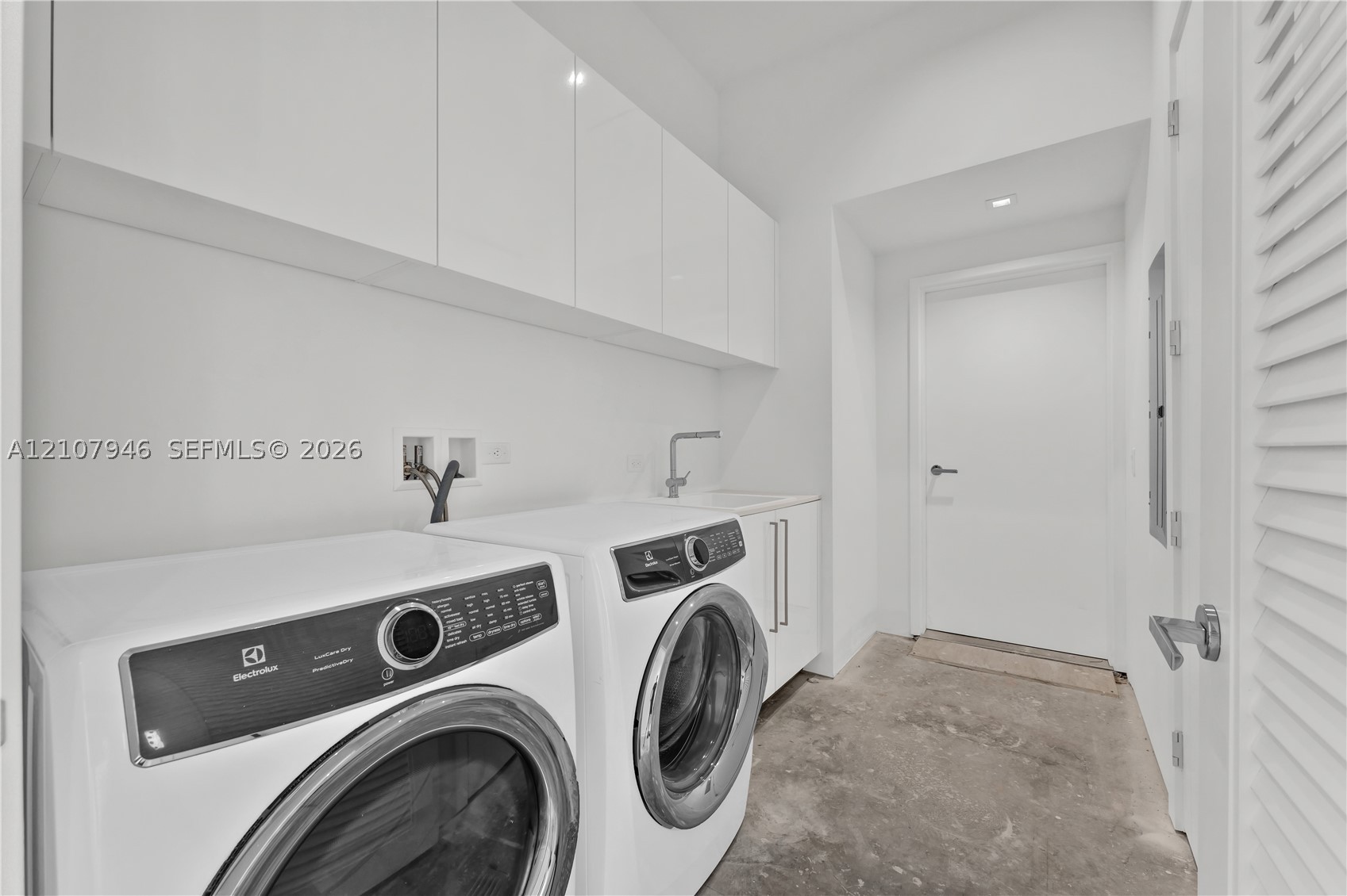 18501 Collins Ave #1501 Sunny Isles Beach, FL 33160