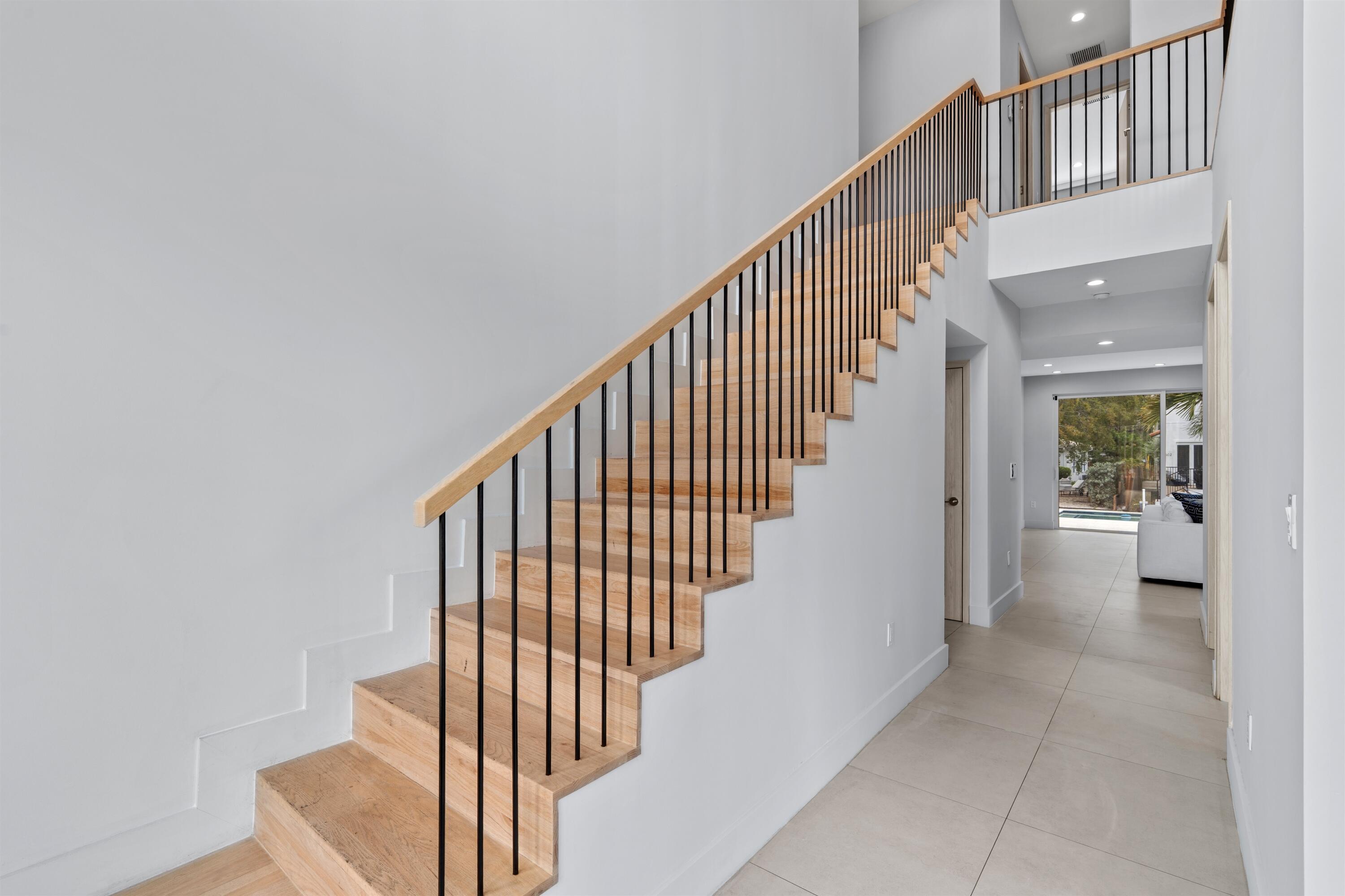 605 SW 12th Fort Lauderdale, FL 33312