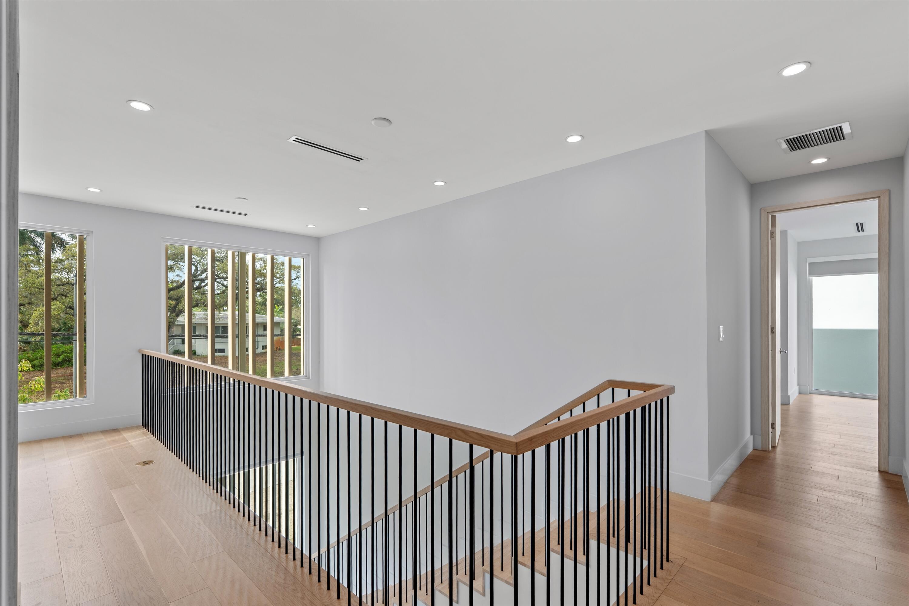 605 SW 12th Fort Lauderdale, FL 33312