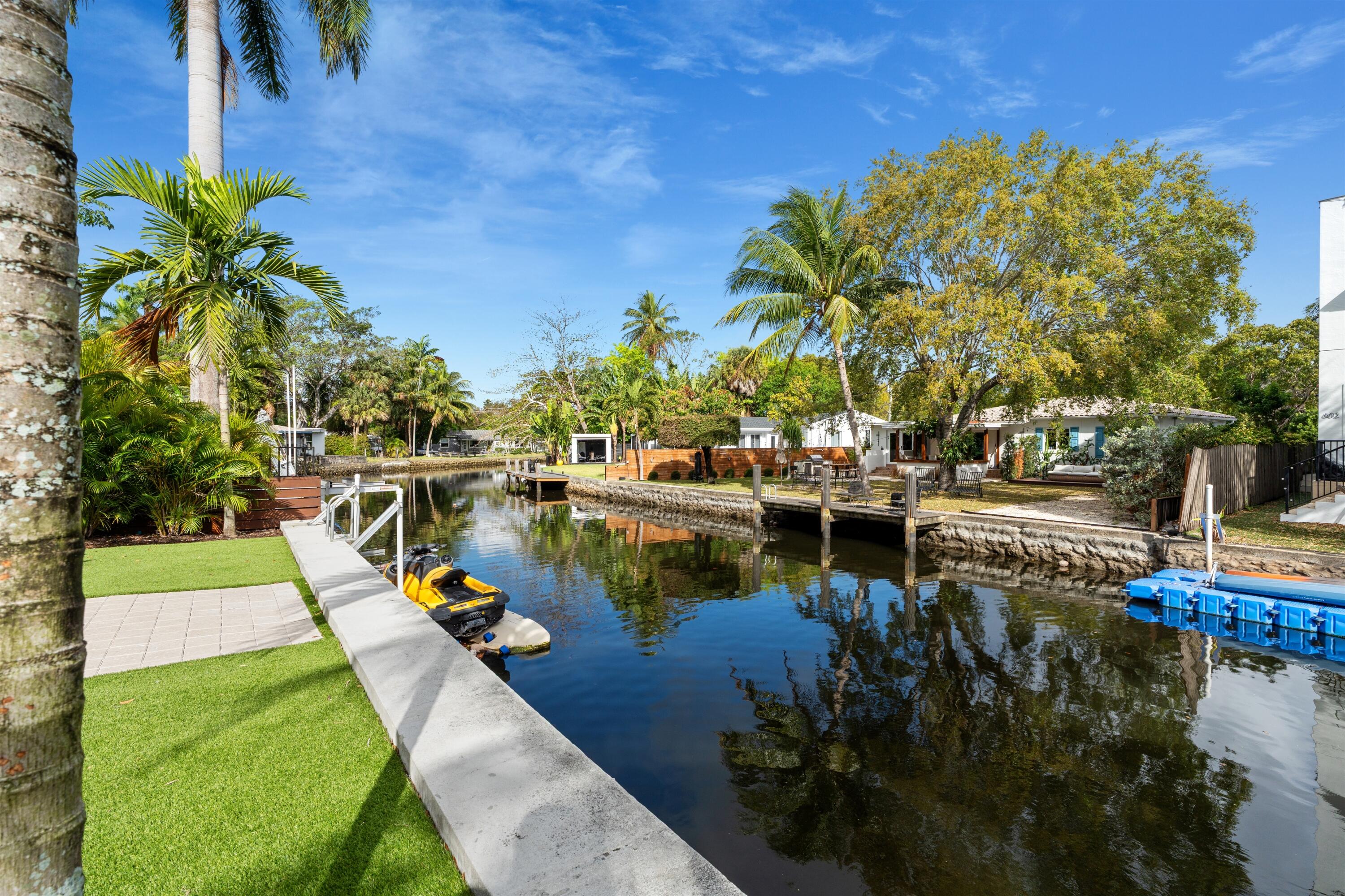 605 SW 12th Fort Lauderdale, FL 33312