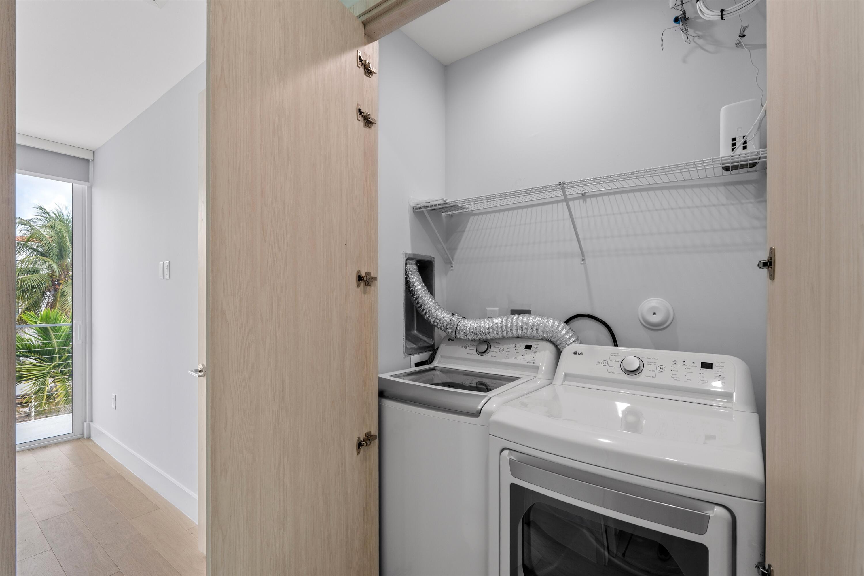 605 SW 12th Fort Lauderdale, FL 33312