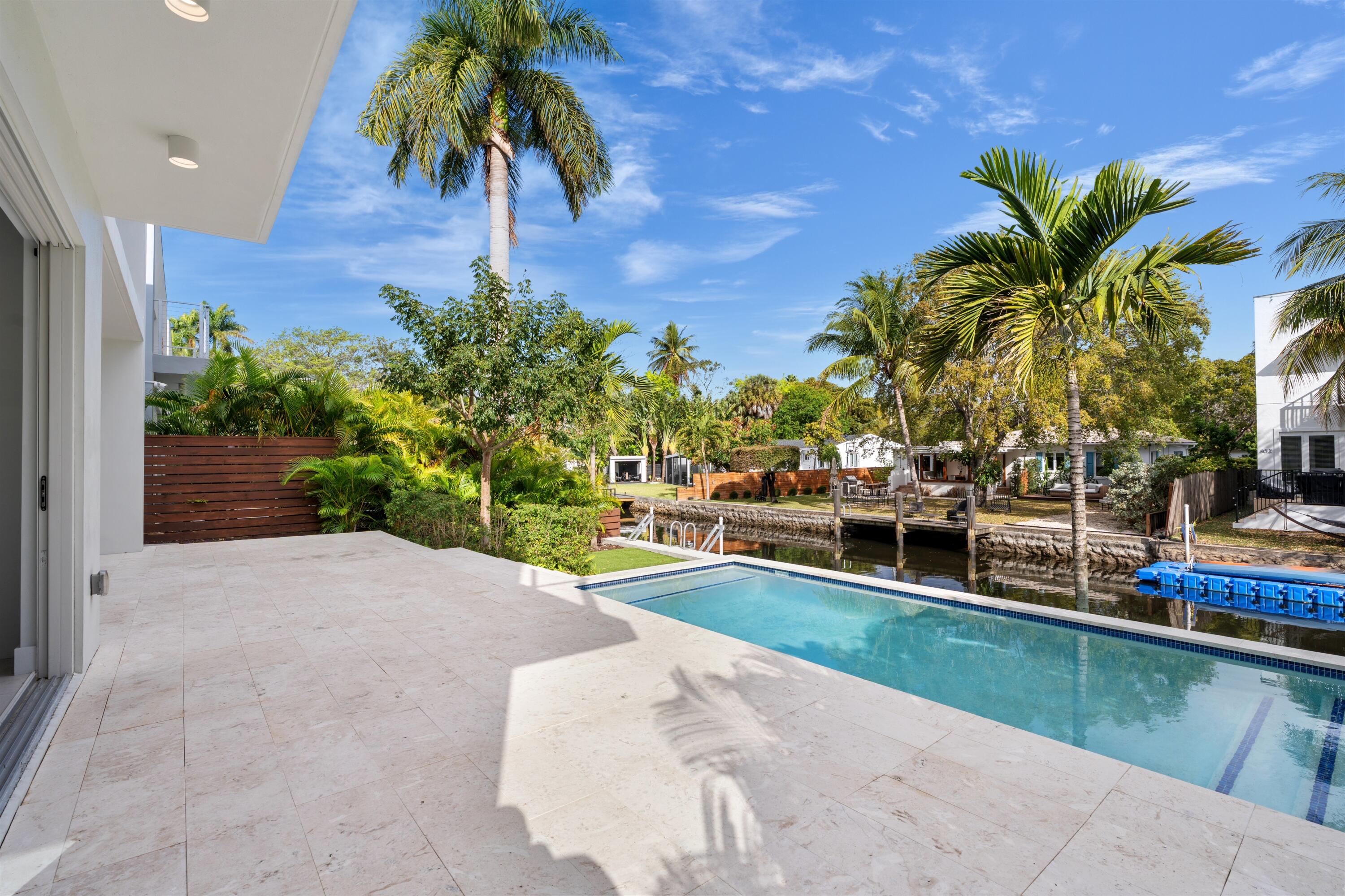 605 SW 12th Fort Lauderdale, FL 33312