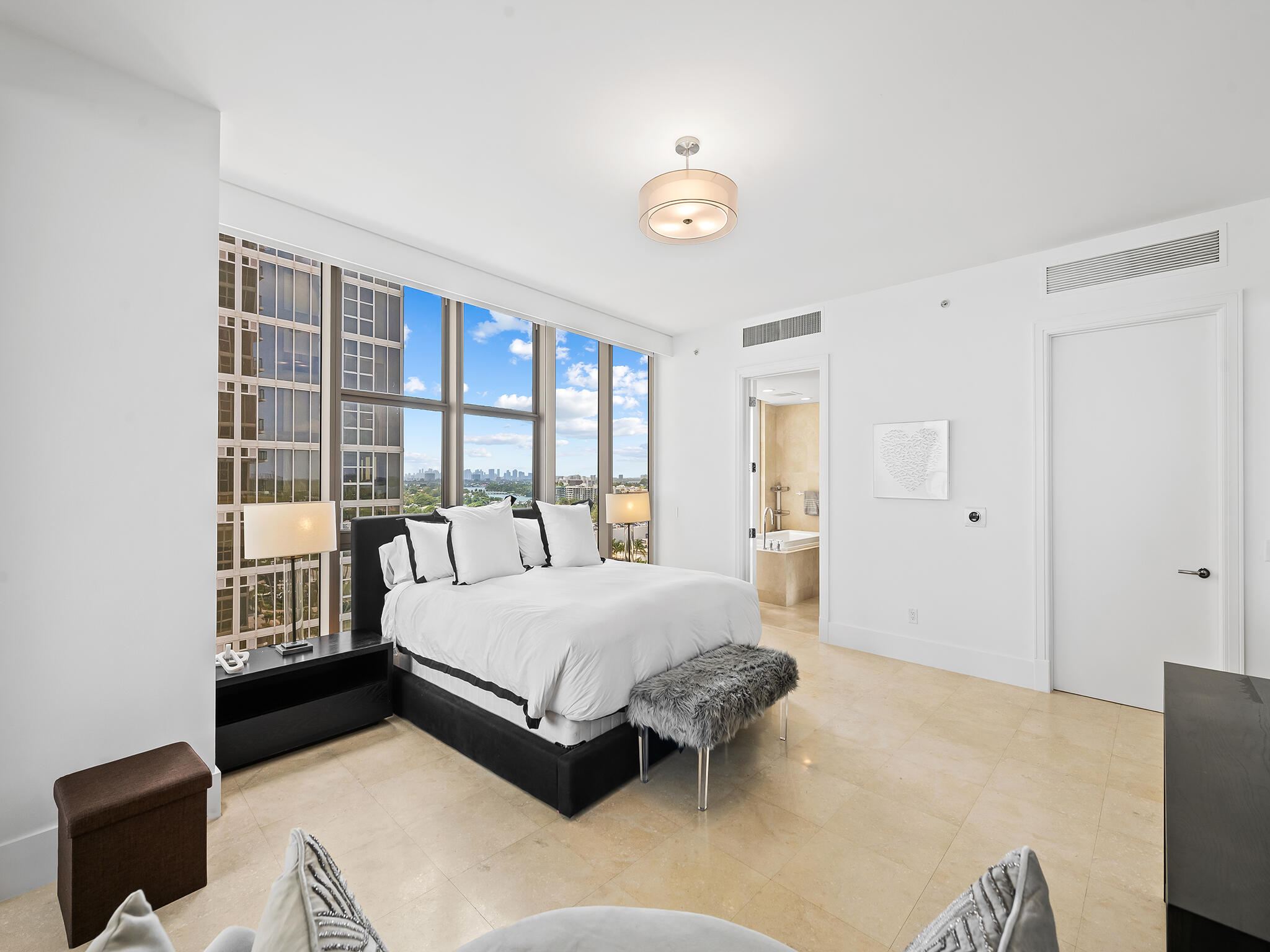 9705 Collins #1104n Bal Harbour, FL 33154