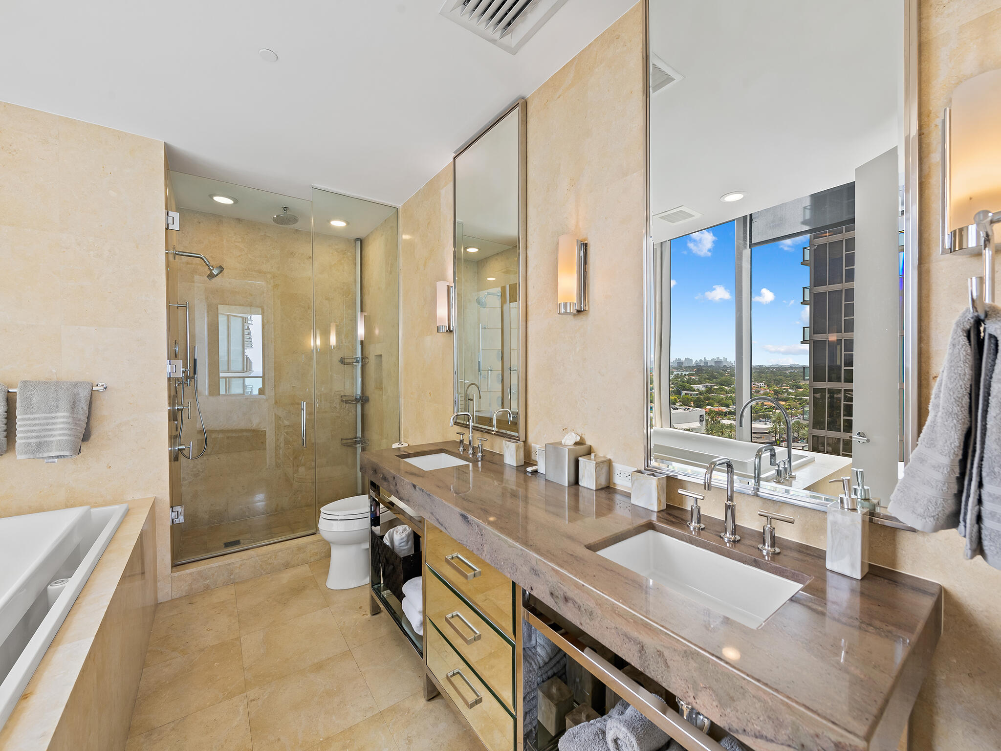 9705 Collins #1104n Bal Harbour, FL 33154