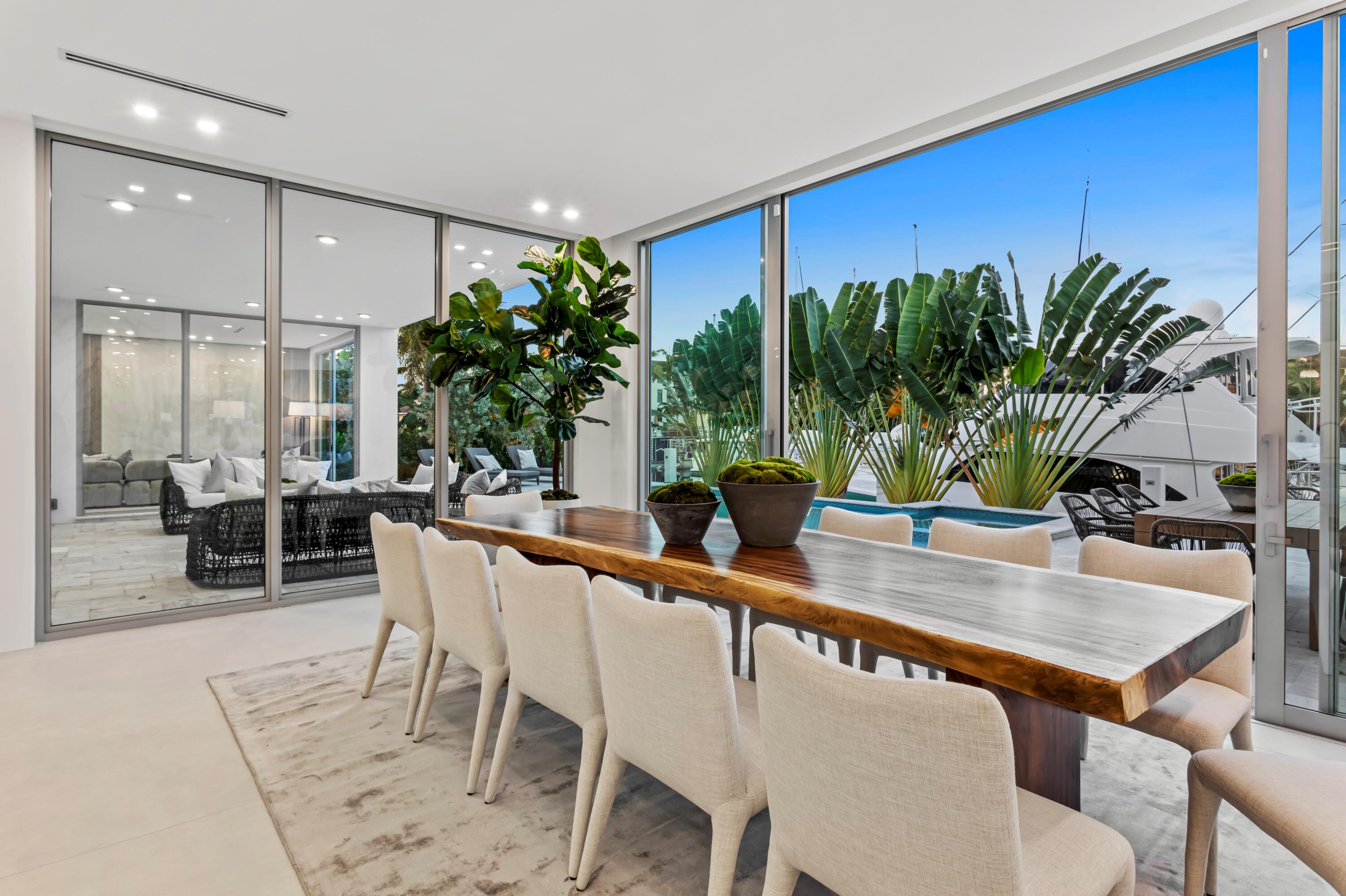 91 Fiesta Fort Lauderdale, FL 33301