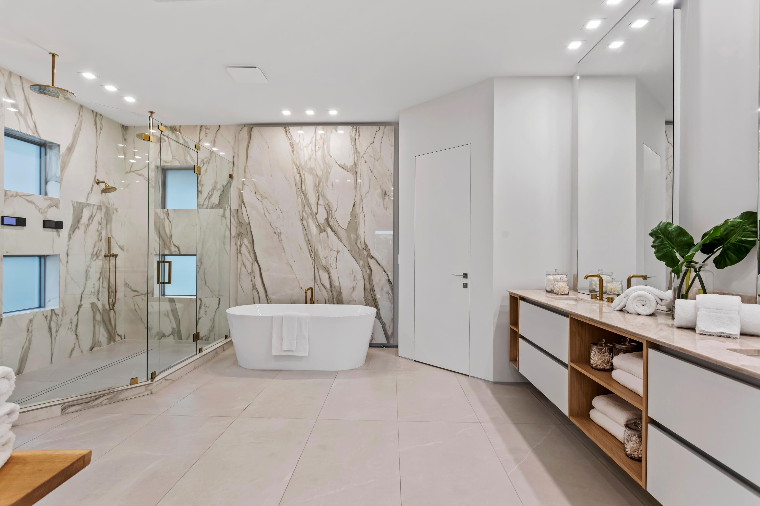 91 Fiesta Fort Lauderdale, FL 33301