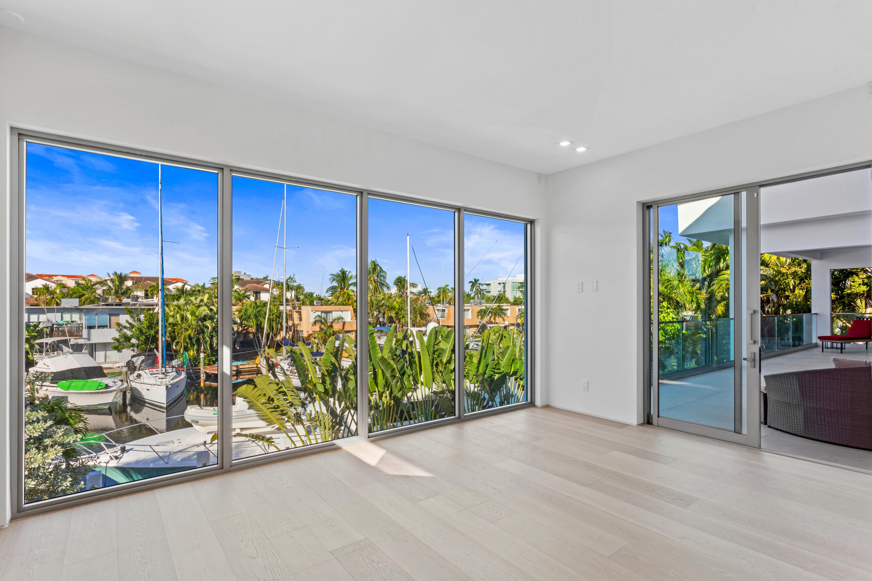 91 Fiesta Fort Lauderdale, FL 33301