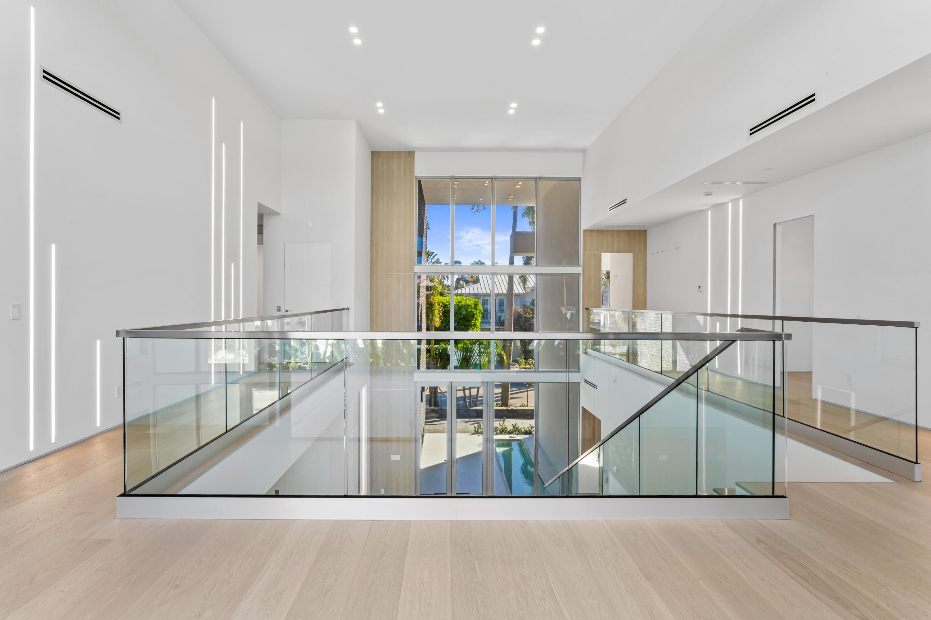 91 Fiesta Fort Lauderdale, FL 33301