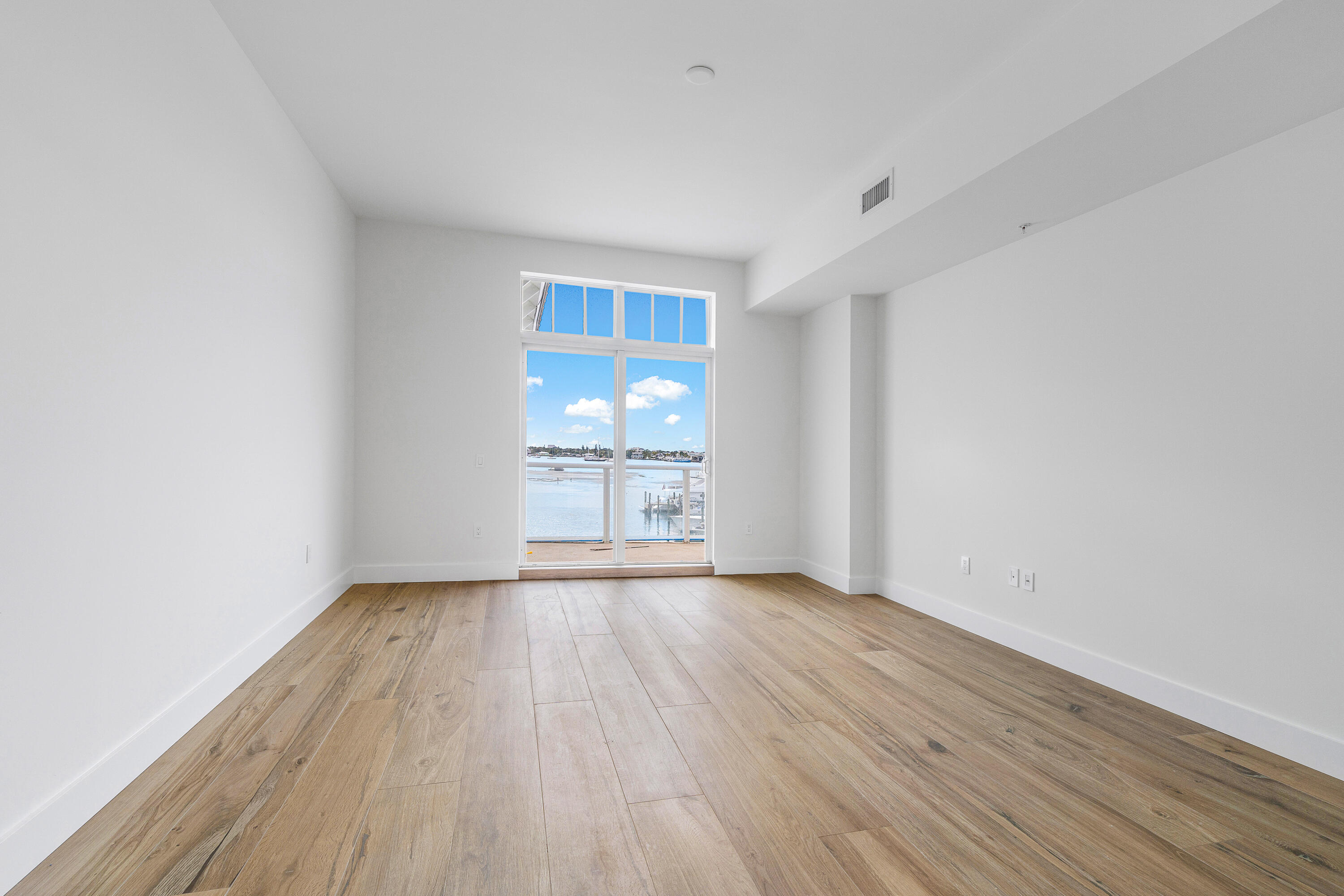 180 Lake #2-302 Singer Island, FL 33404