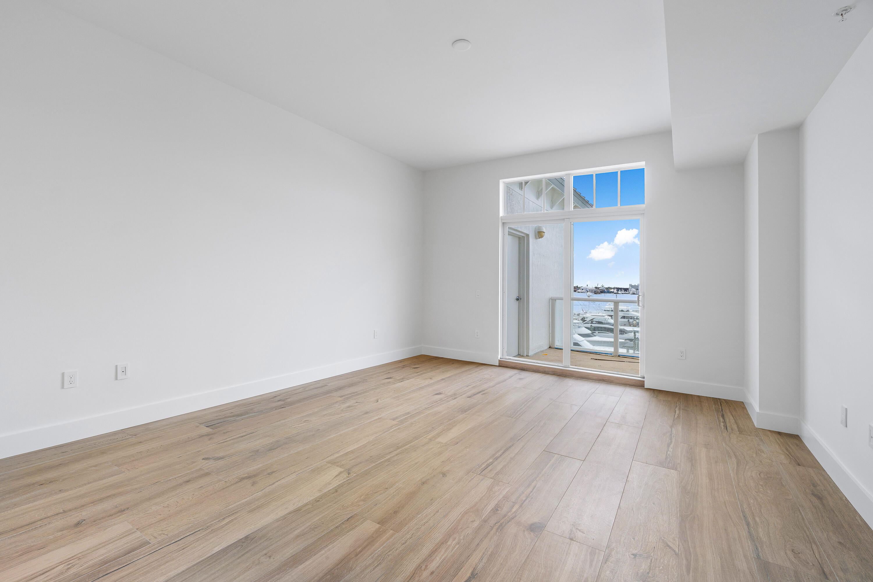 180 Lake #2-302 Singer Island, FL 33404