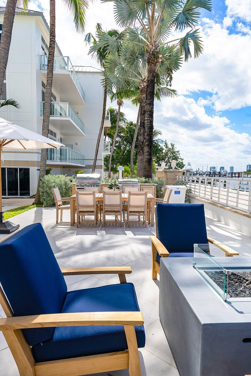 180 Lake #2-302 Singer Island, FL 33404