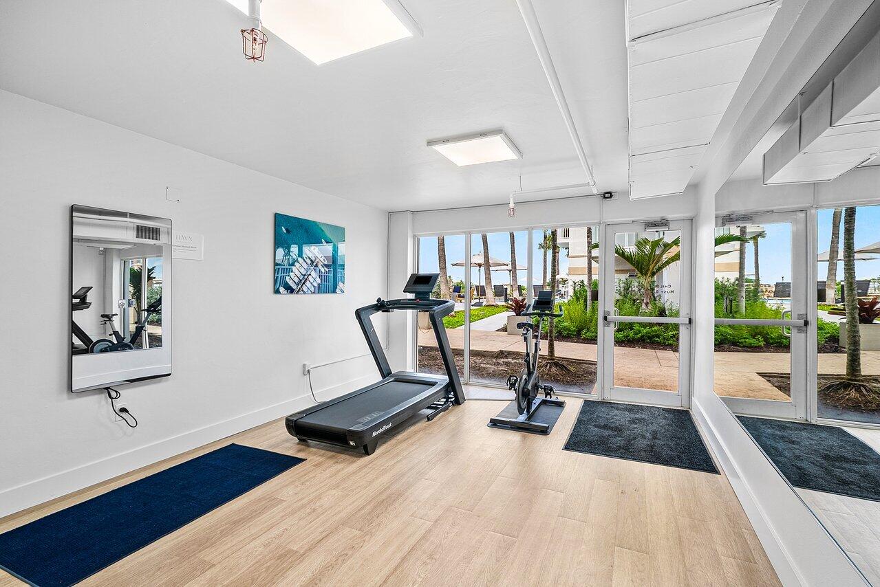 180 Lake #2-302 Singer Island, FL 33404