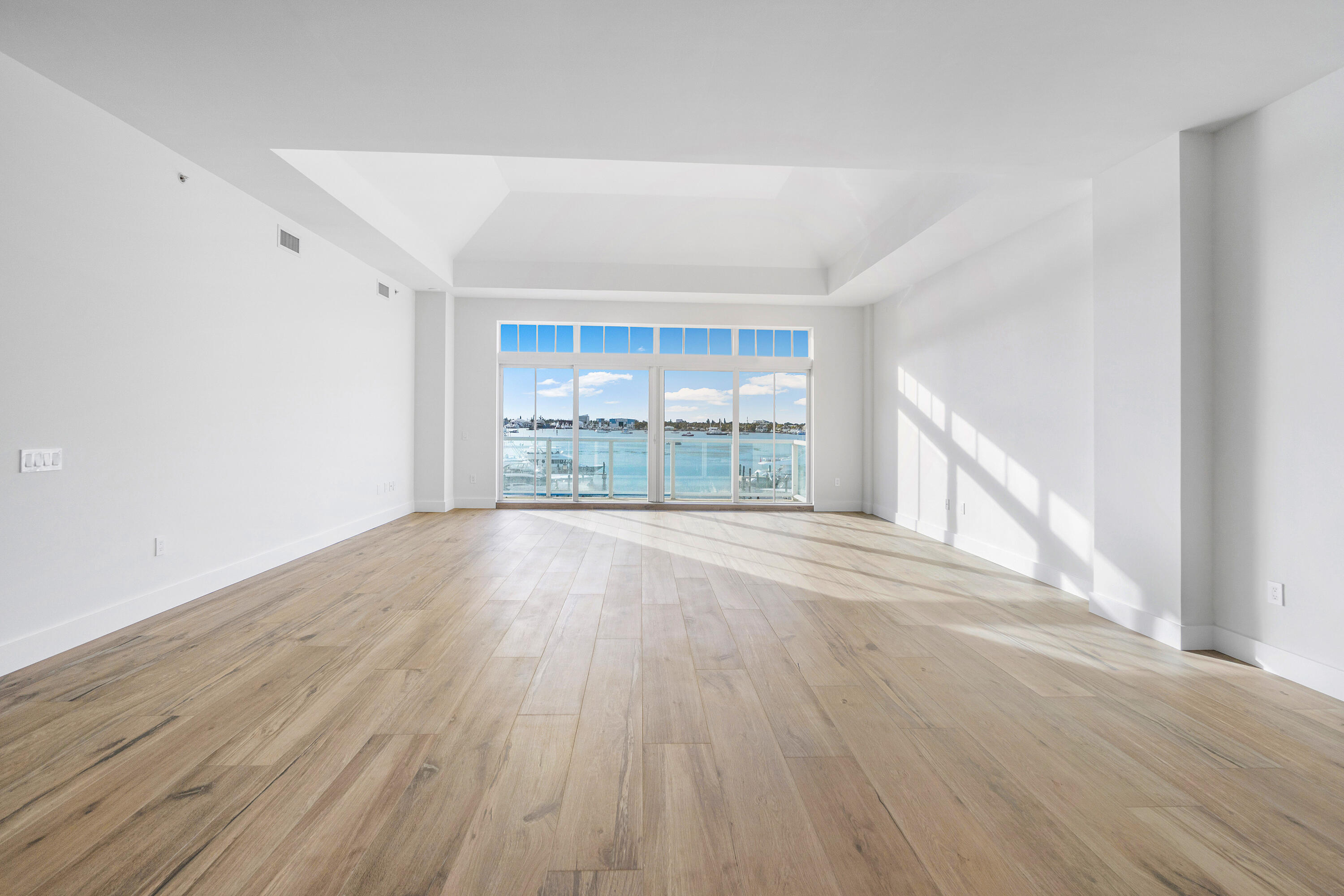 180 Lake #2-302 Singer Island, FL 33404