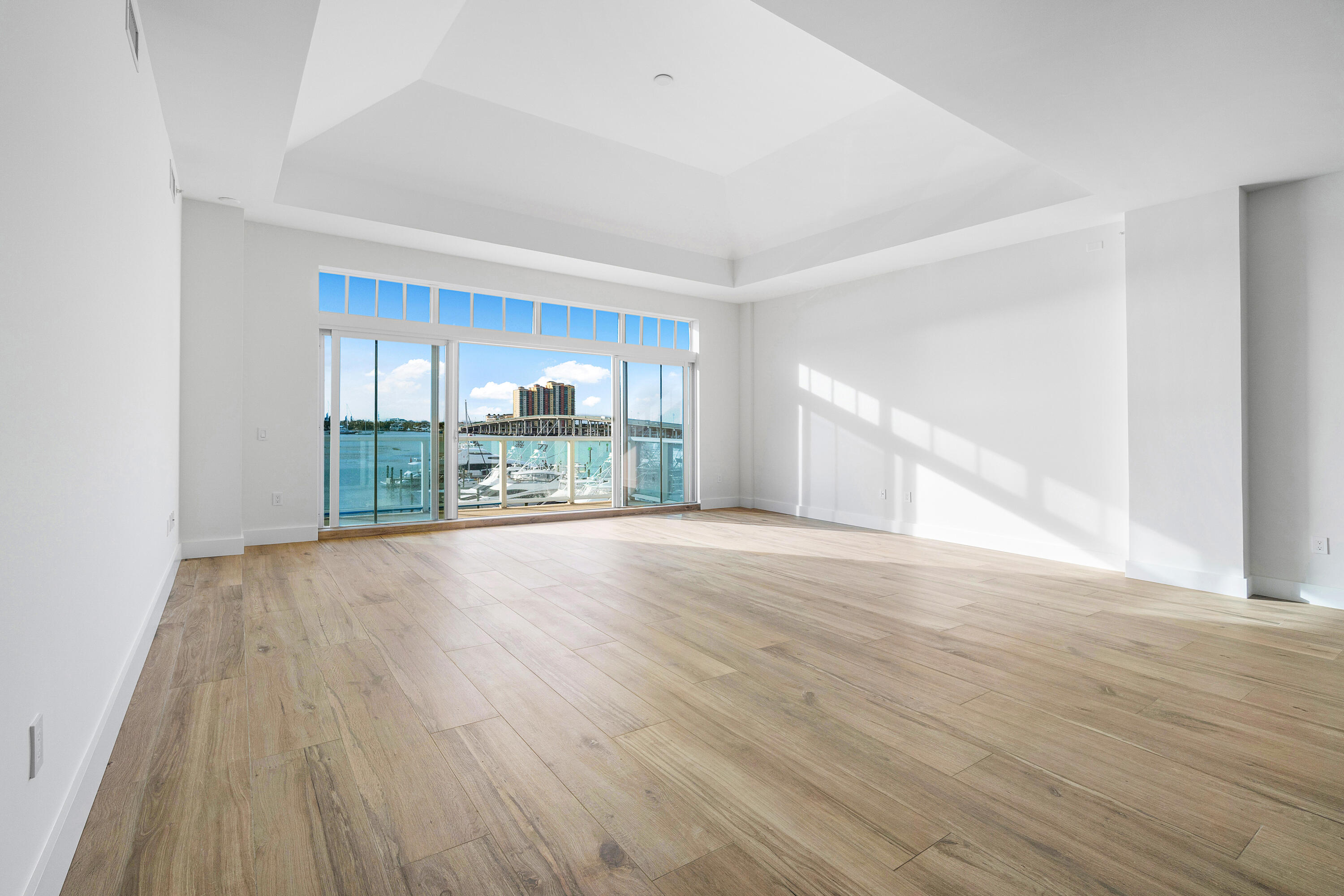 180 Lake #2-302 Singer Island, FL 33404