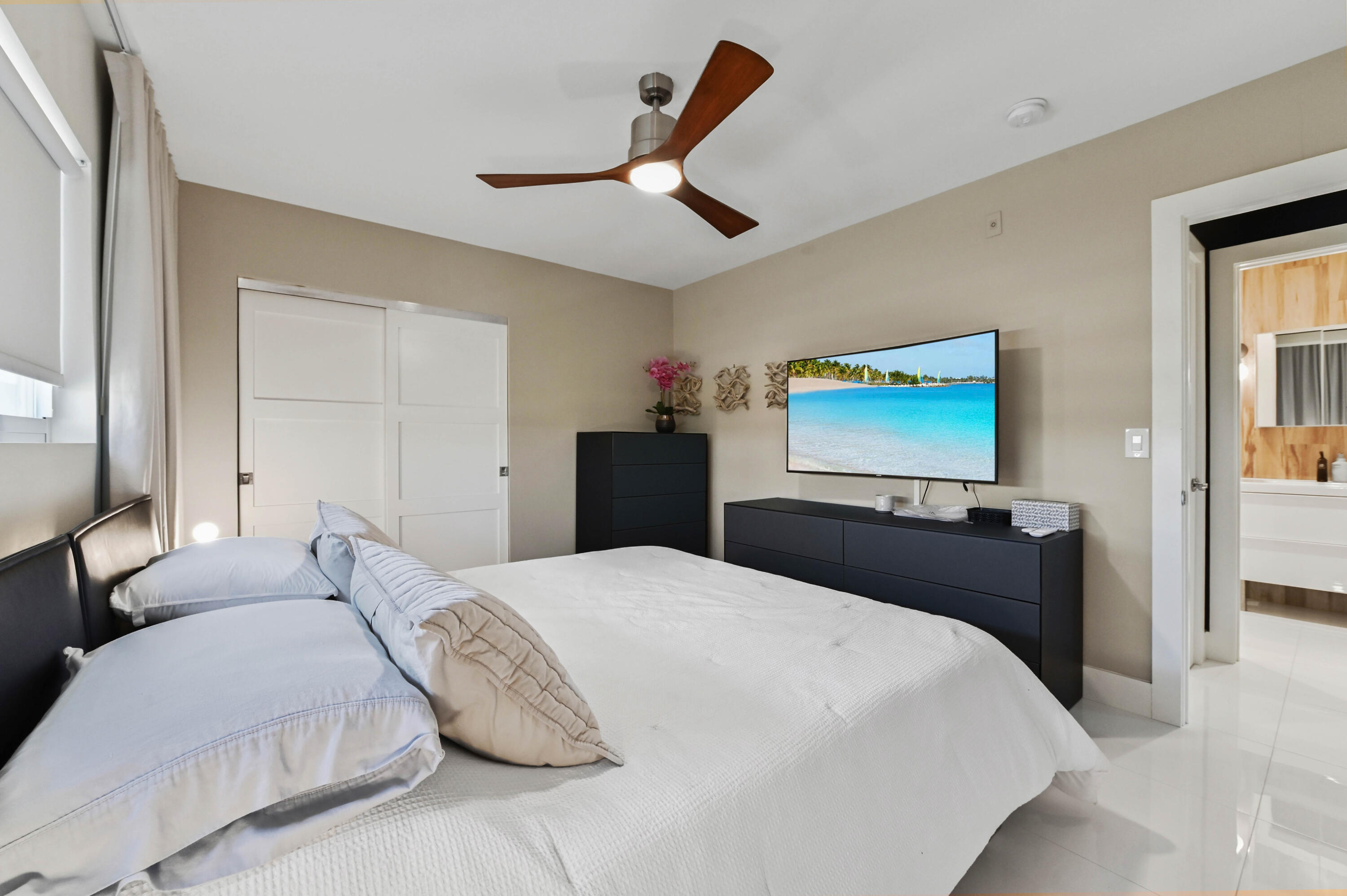 900 Atlantic Shores #202 Hallandale Beach, FL 33009