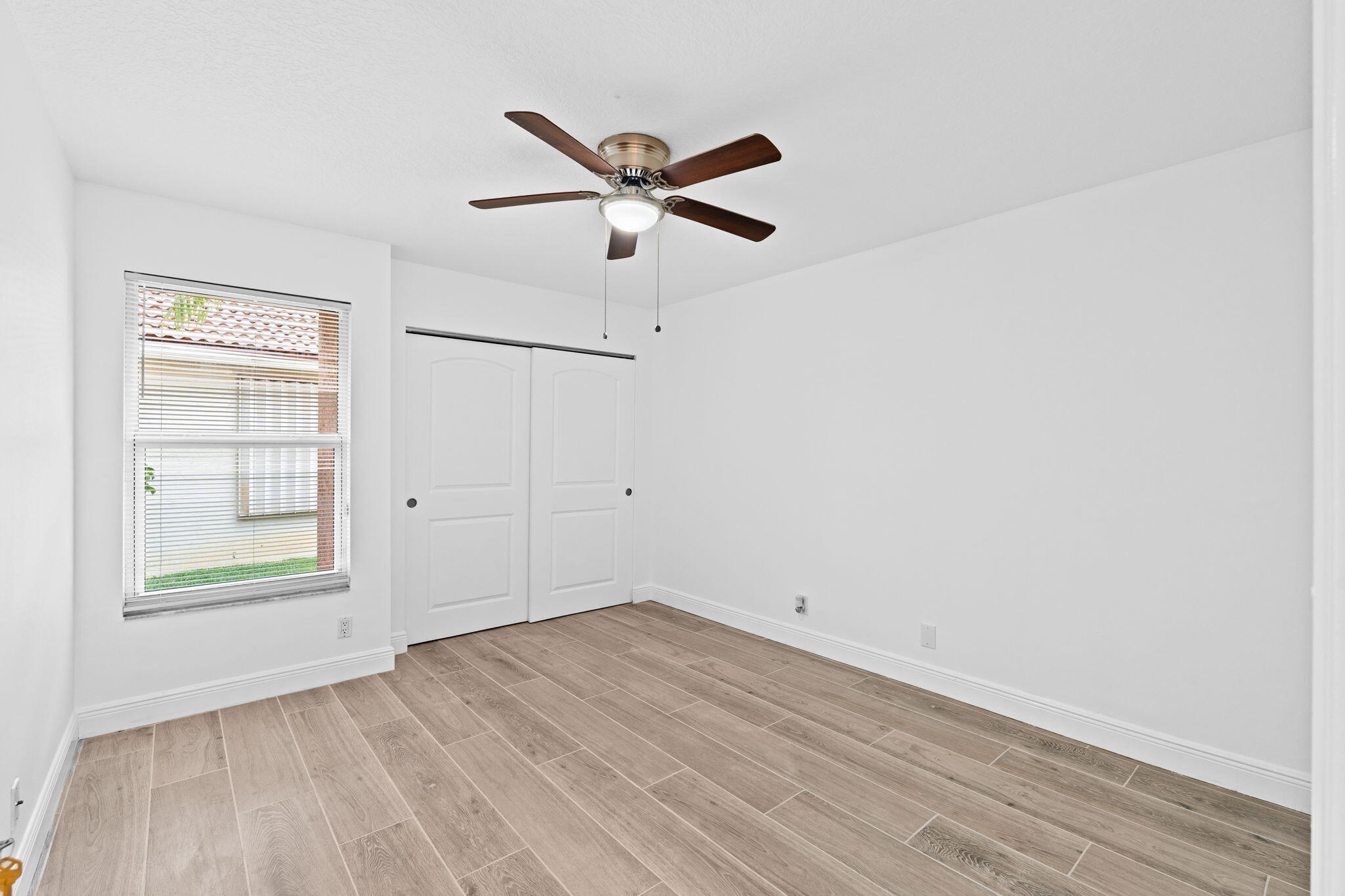 5122 Elpine Riviera Beach, FL 33418